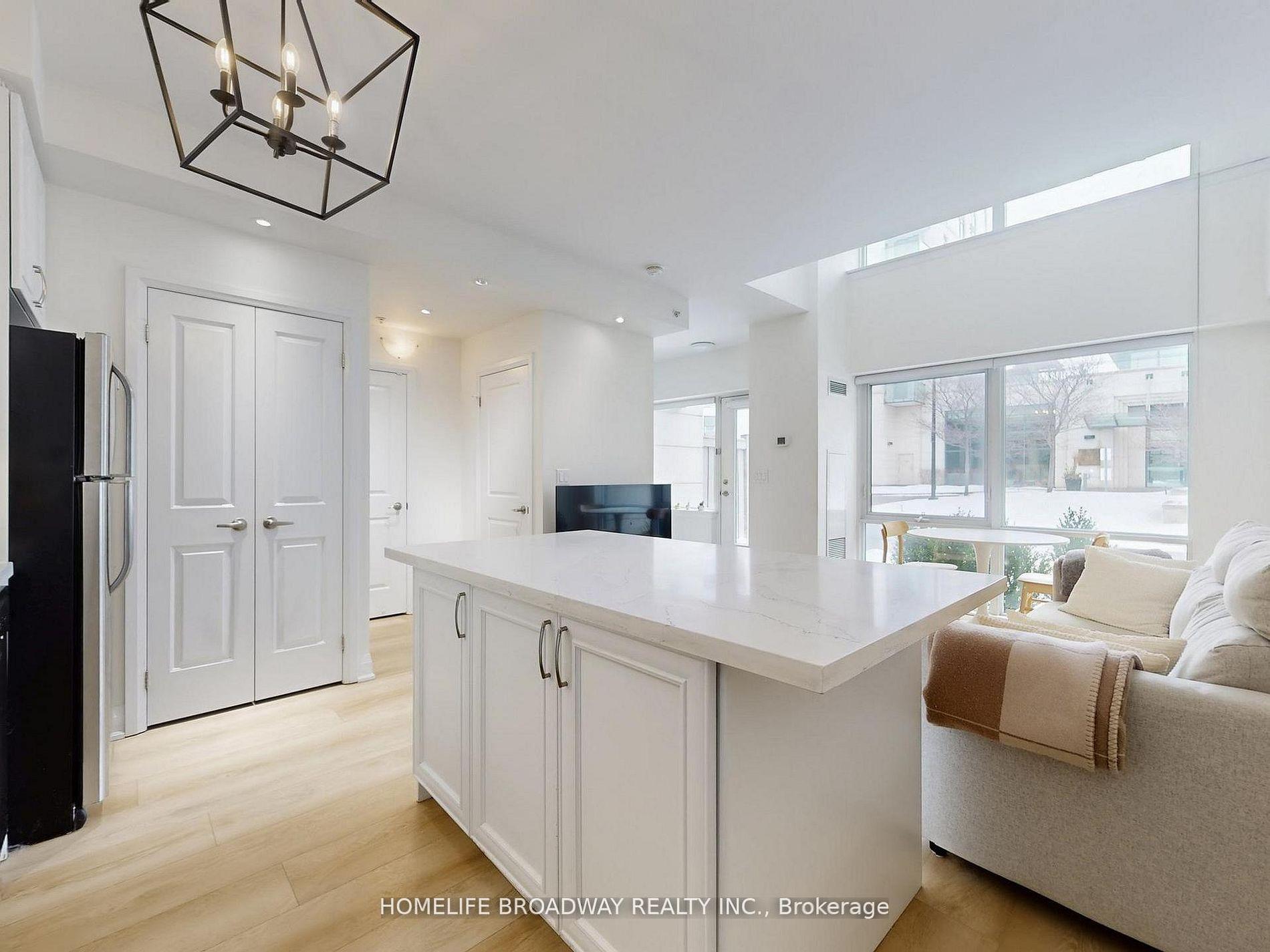Photo 10 of Unit 112, 24 Woodstream Boulevard, Vaughan, Vaughan Grove — HOMEH