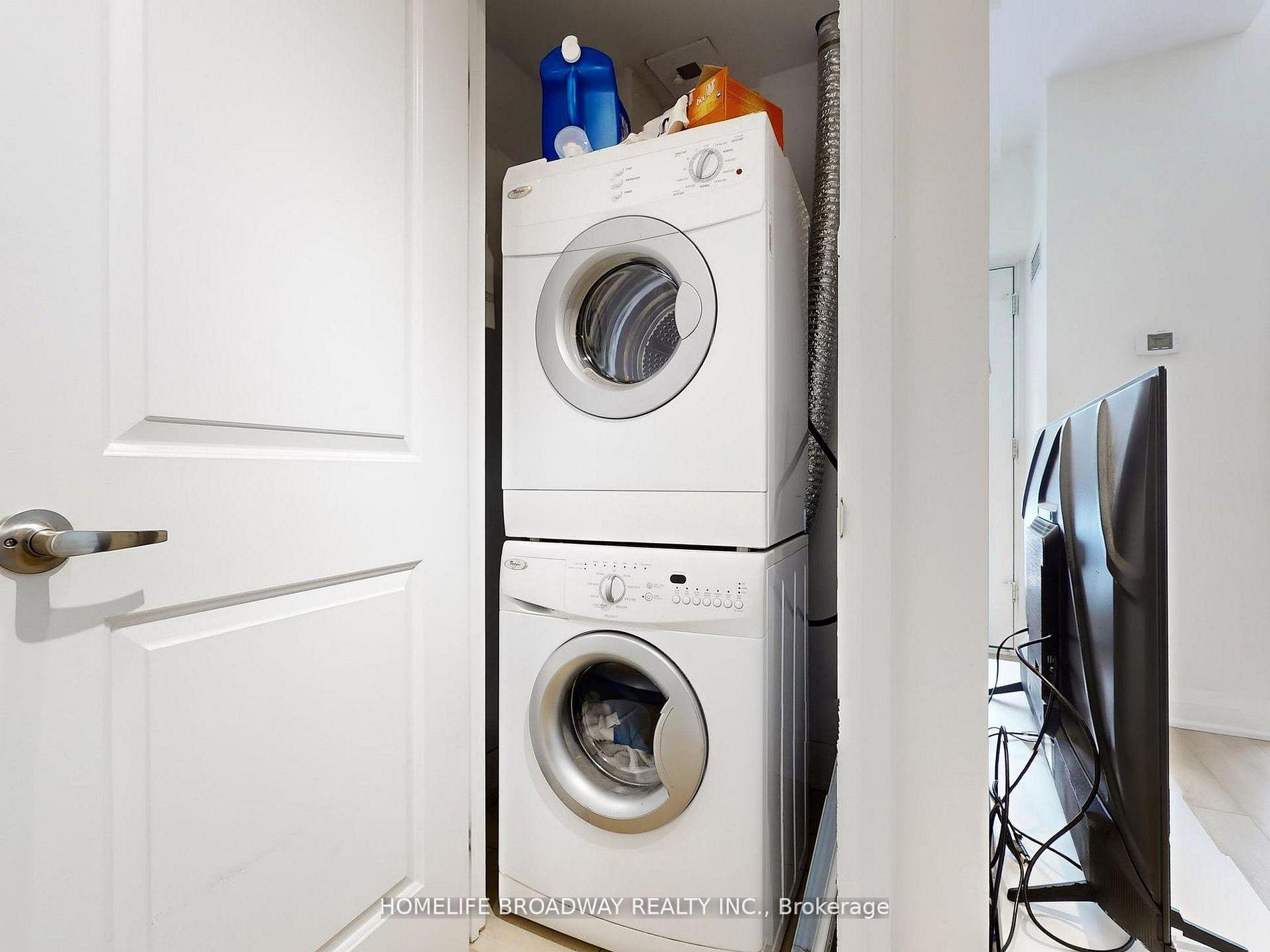 Photo 15 of Unit 112, 24 Woodstream Boulevard, Vaughan, Vaughan Grove — HOMEH