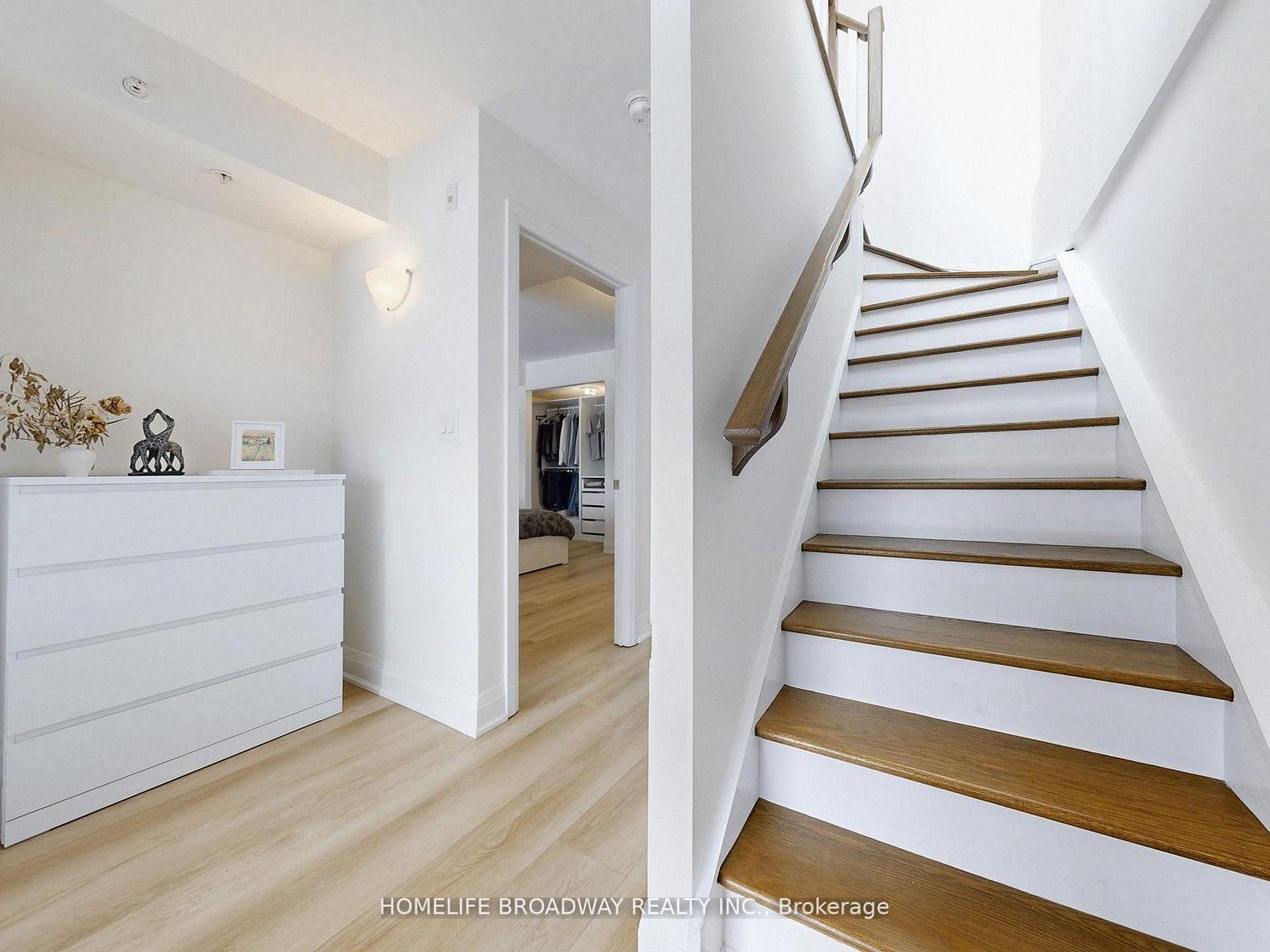 Photo 23 of Unit 112, 24 Woodstream Boulevard, Vaughan, Vaughan Grove — HOMEH