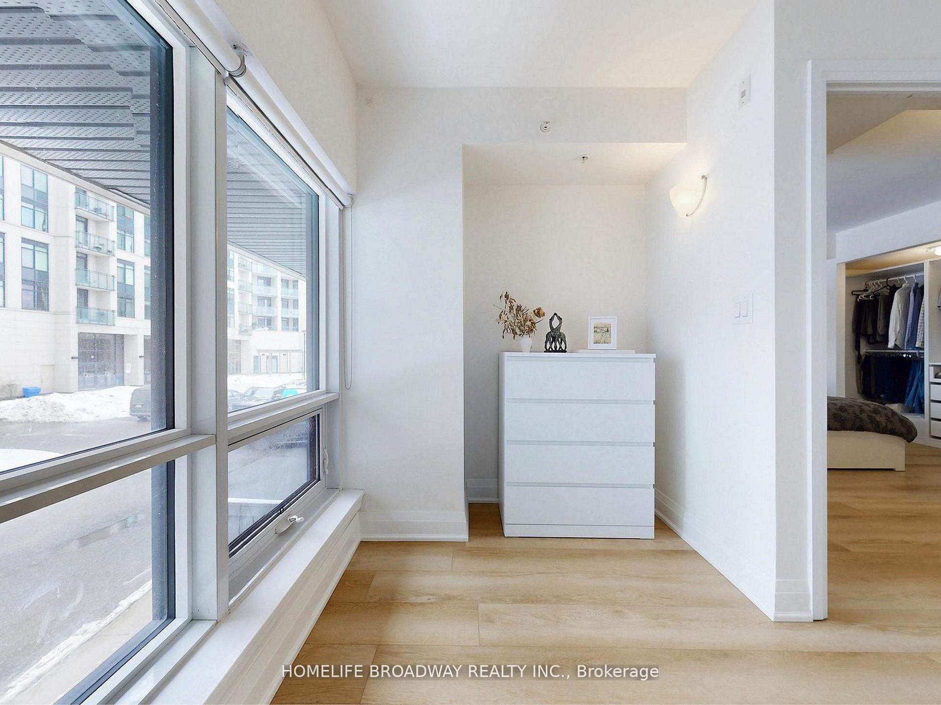 Photo 24 of Unit 112, 24 Woodstream Boulevard, Vaughan, Vaughan Grove — HOMEH
