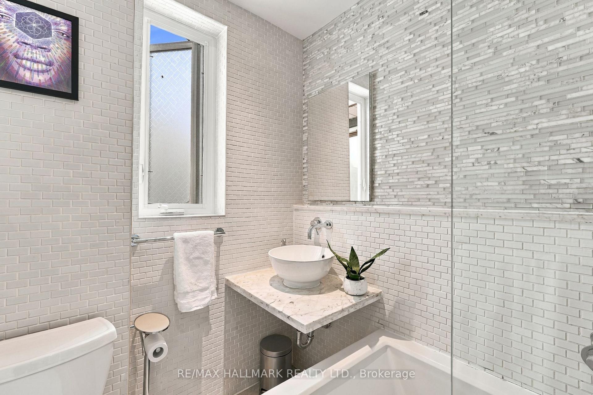 Photo 35 of 31 Wright Avenue, Toronto, Roncesvalles — HOMEH