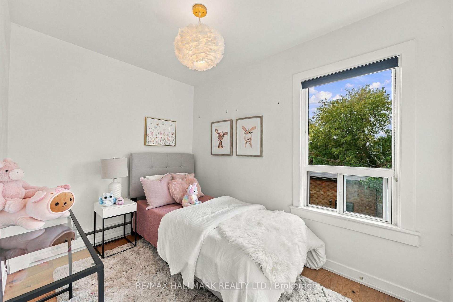 Photo 36 of 31 Wright Avenue, Toronto, Roncesvalles — HOMEH