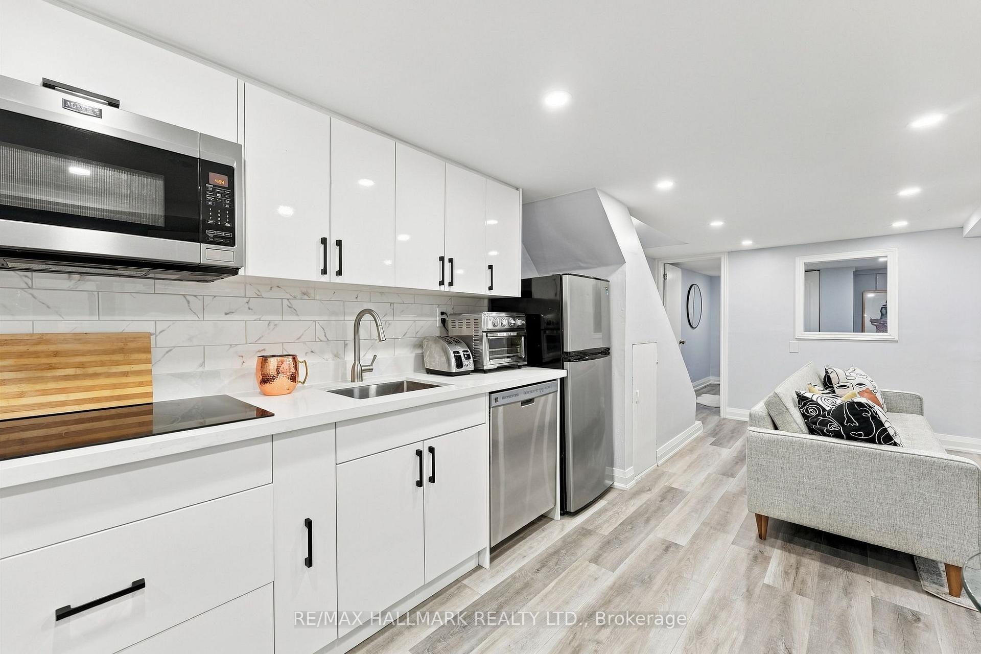 Photo 43 of 31 Wright Avenue, Toronto, Roncesvalles — HOMEH