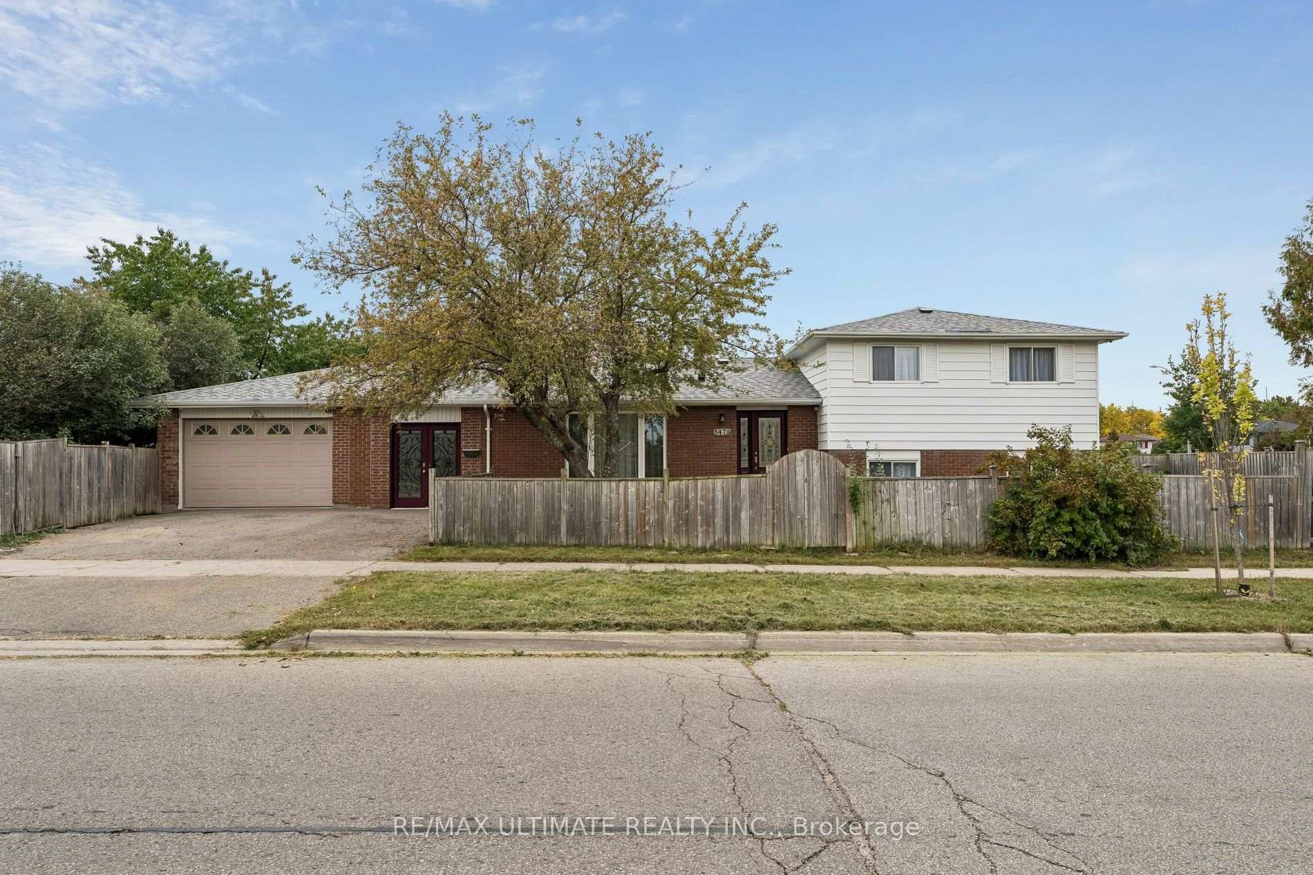 Front of 3478 Monica Drive