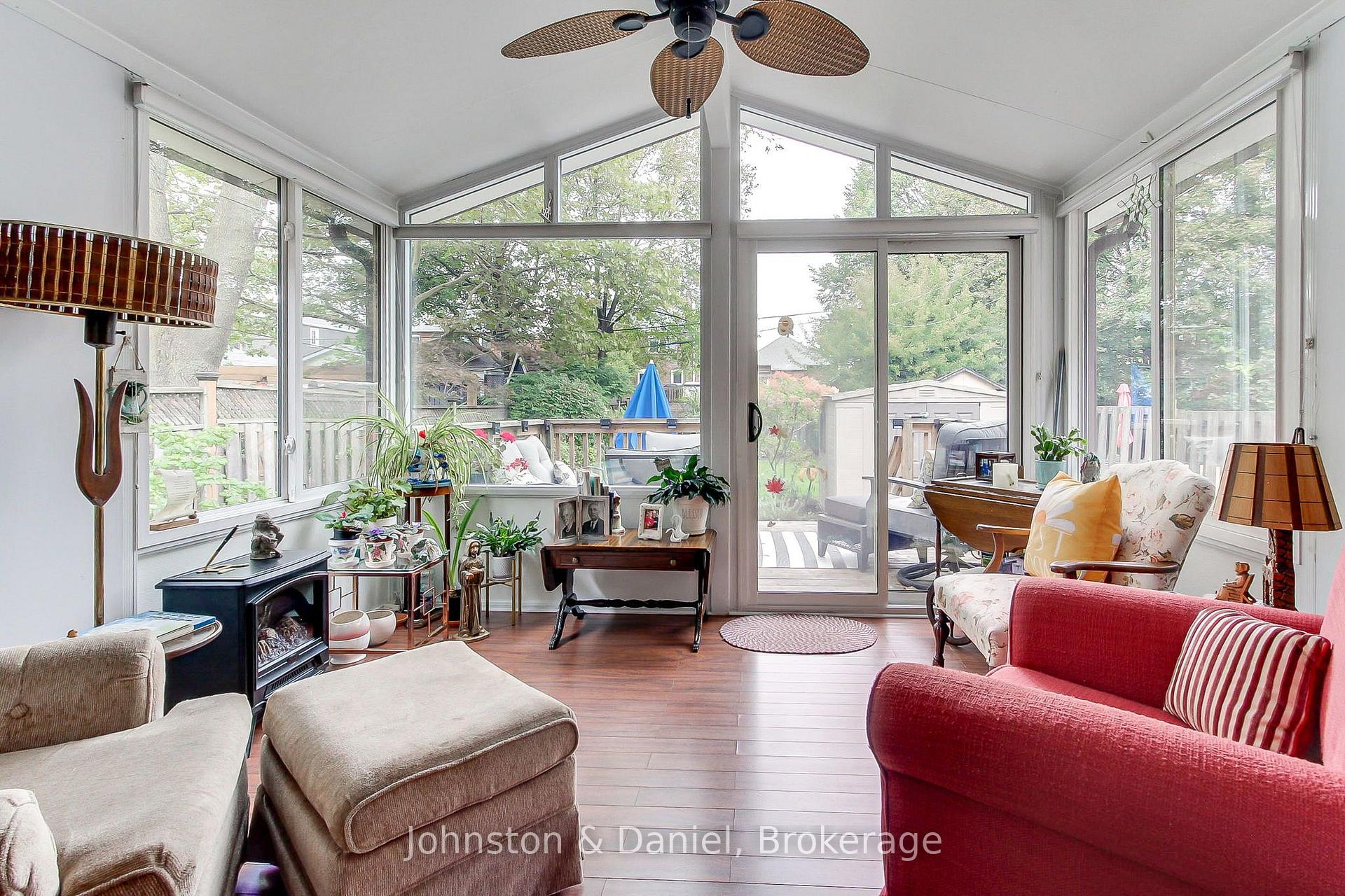 Photo 21 of 162 Donlea Drive, Toronto, Leaside — HOMEH