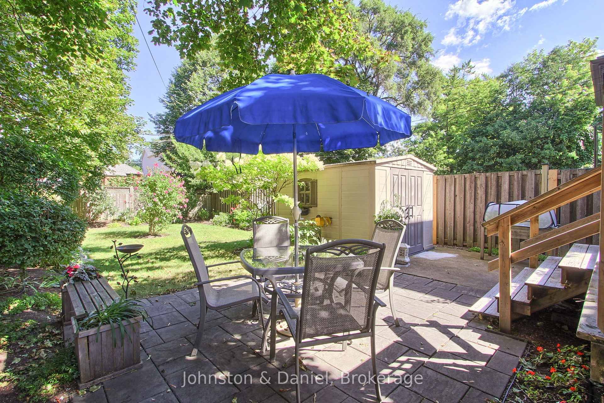 Photo 40 of 162 Donlea Drive, Toronto, Leaside — HOMEH