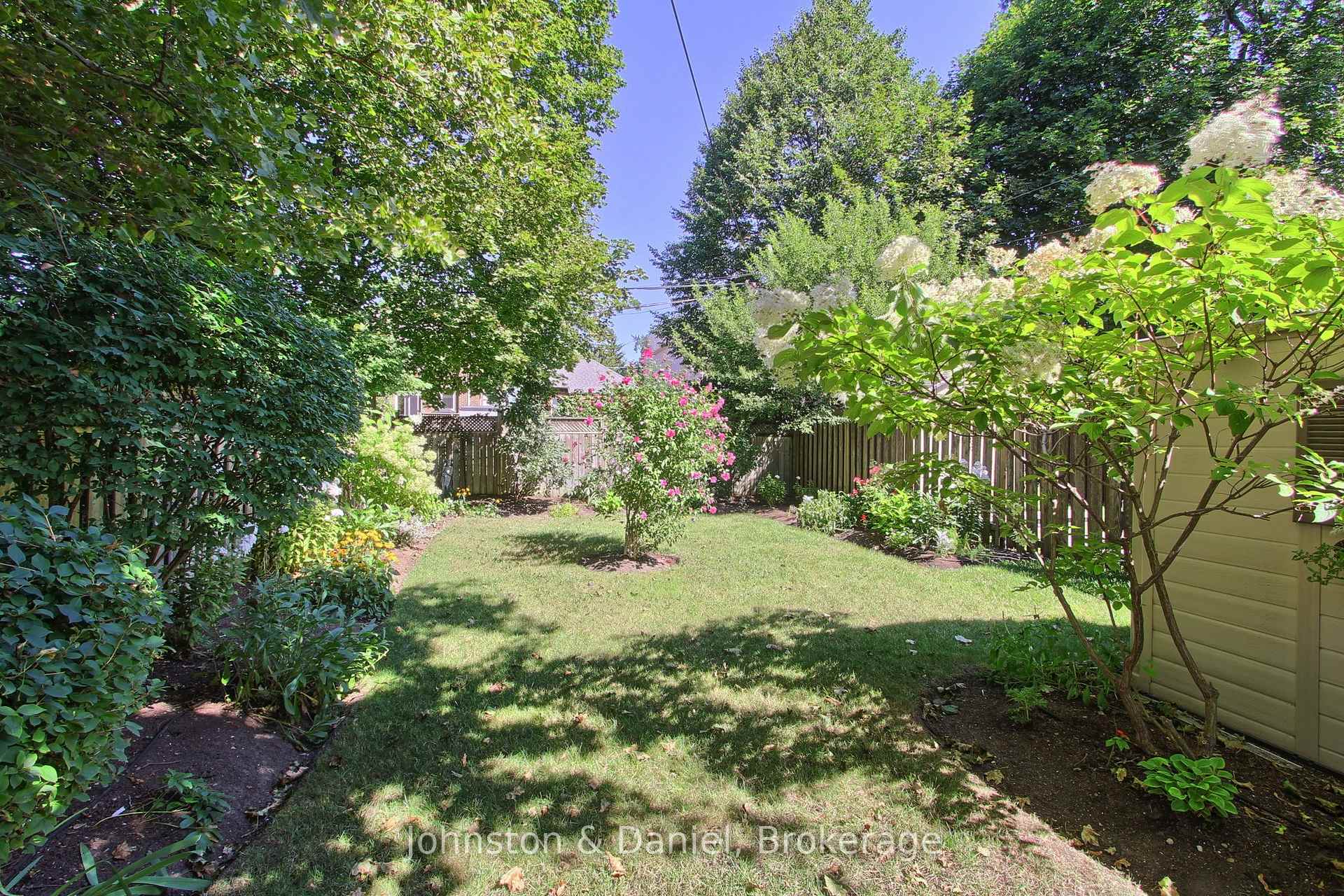Photo 43 of 162 Donlea Drive, Toronto, Leaside — HOMEH