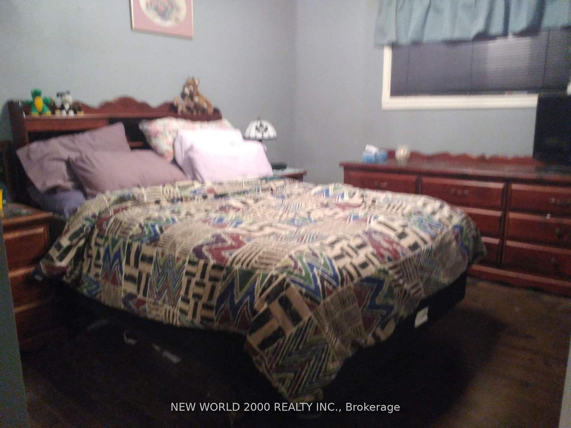 Photo 14 of 920 Greenwood Crescent, Whitby, Downtown Whitby — HOMEH
