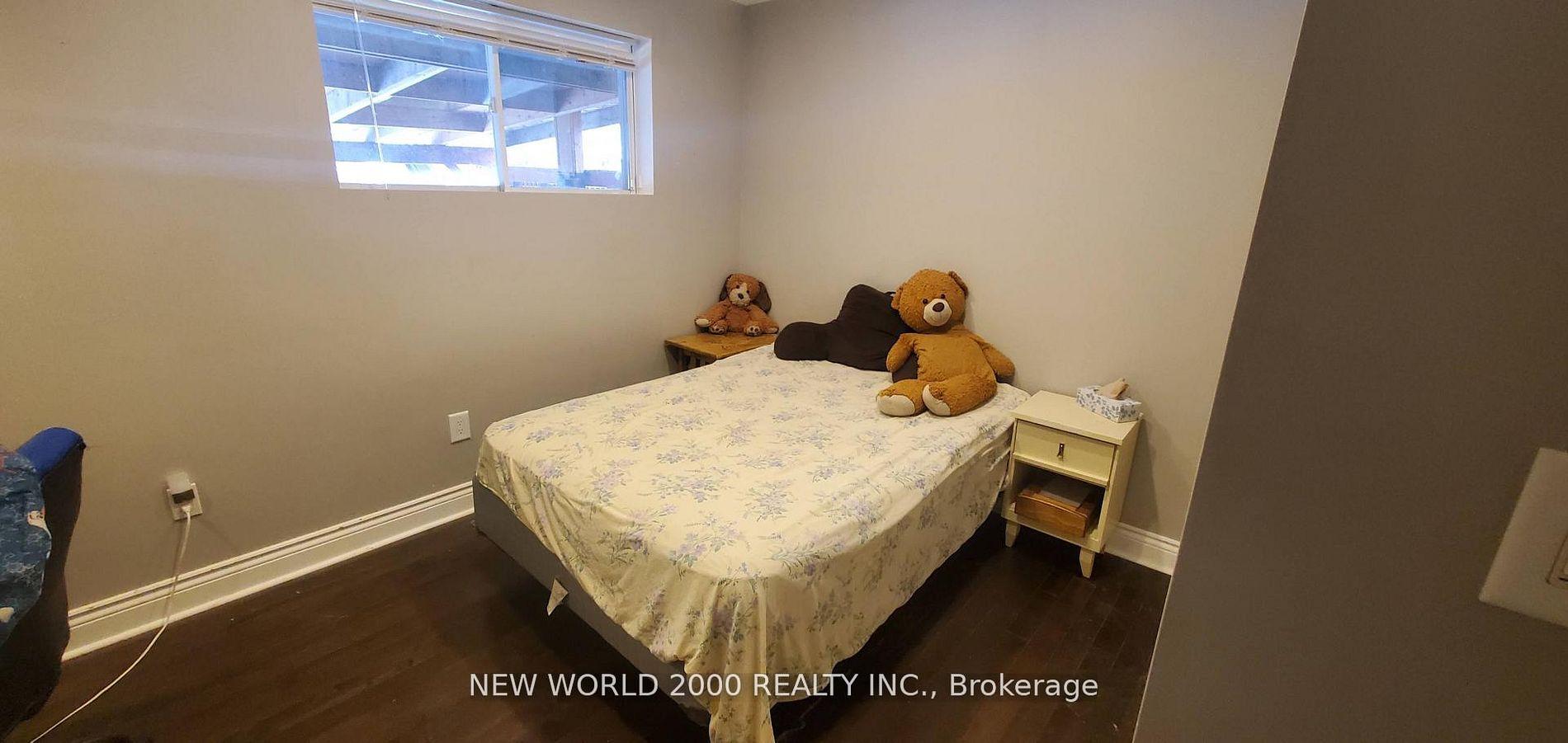Photo 15 of 920 Greenwood Crescent, Whitby, Downtown Whitby — HOMEH