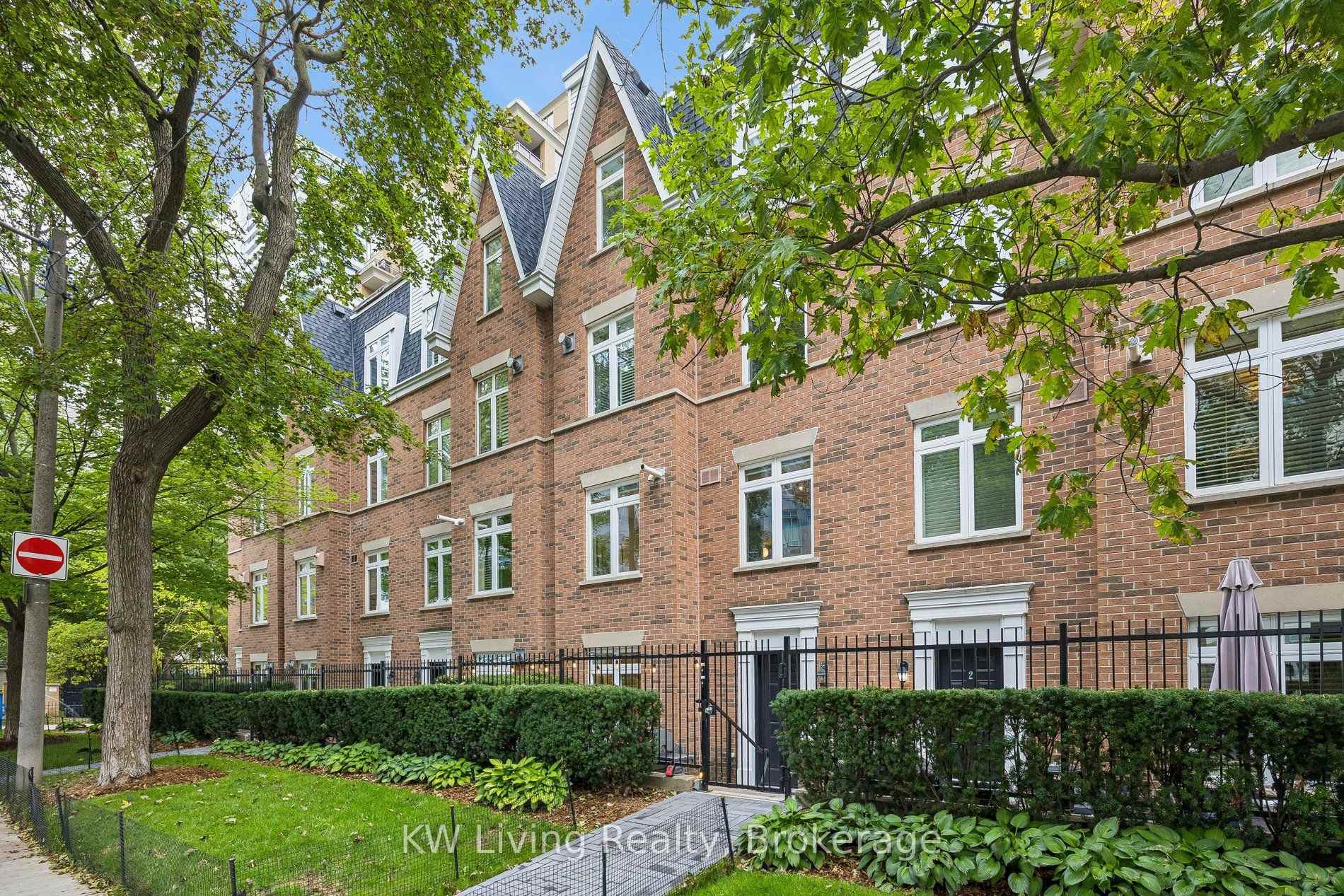 Photo 1 of Unit 3, 87 Lillian Street, Toronto, Mount Pleasant West — HOMEH