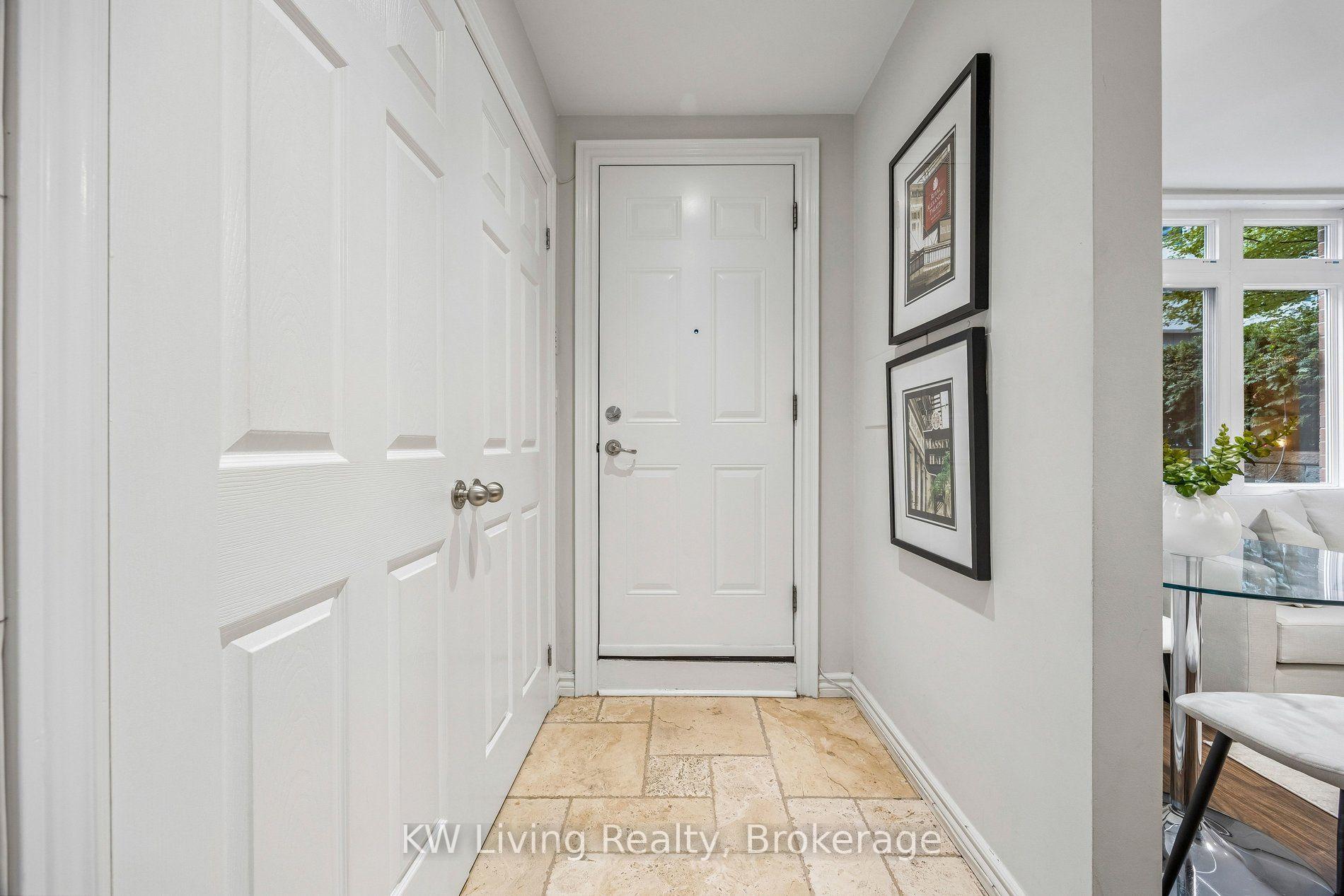 Photo 2 of Unit 3, 87 Lillian Street, Toronto, Mount Pleasant West — HOMEH