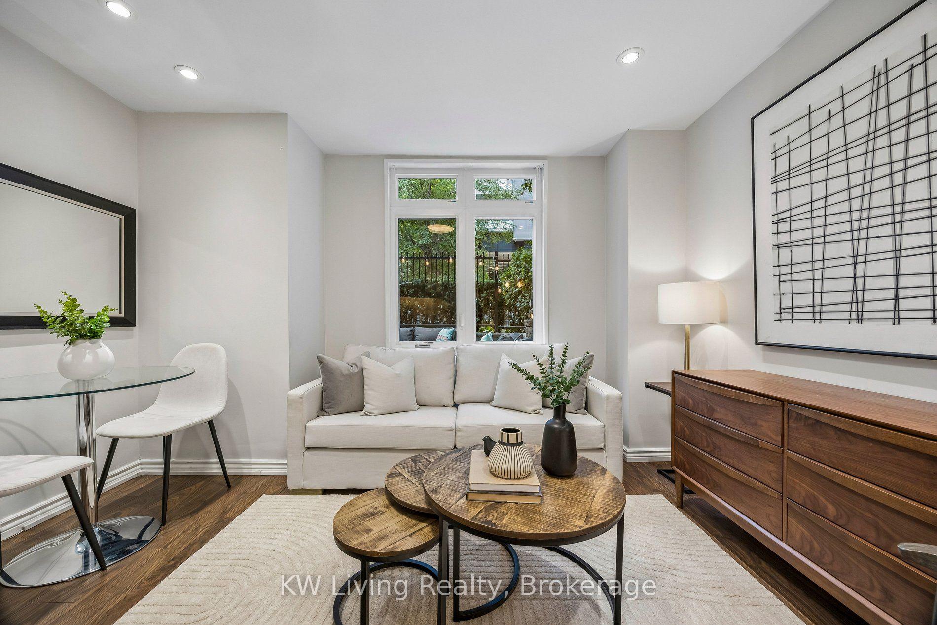 Photo 5 of Unit 3, 87 Lillian Street, Toronto, Mount Pleasant West — HOMEH