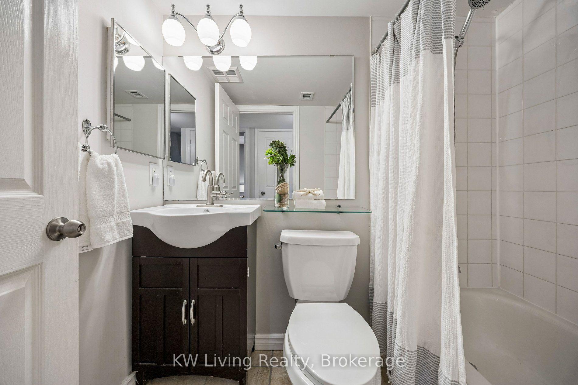 Photo 24 of Unit 3, 87 Lillian Street, Toronto, Mount Pleasant West — HOMEH