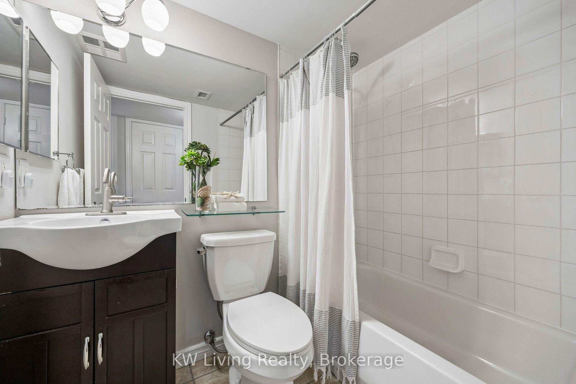 Photo 25 of Unit 3, 87 Lillian Street, Toronto, Mount Pleasant West — HOMEH