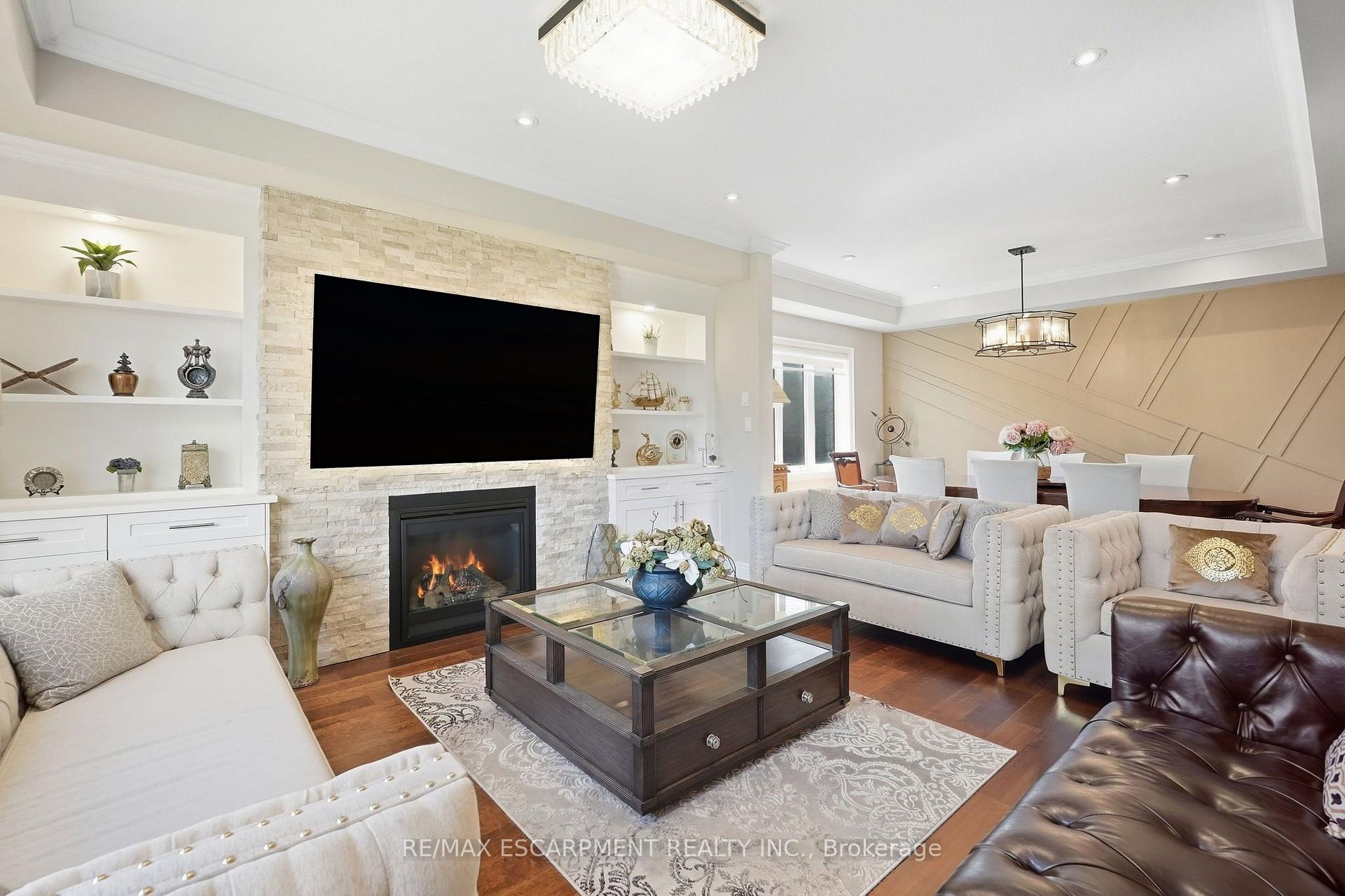 Photo 11 of 88 Eringate Court, Hamilton, Stoney Creek Mountain — HOMEH