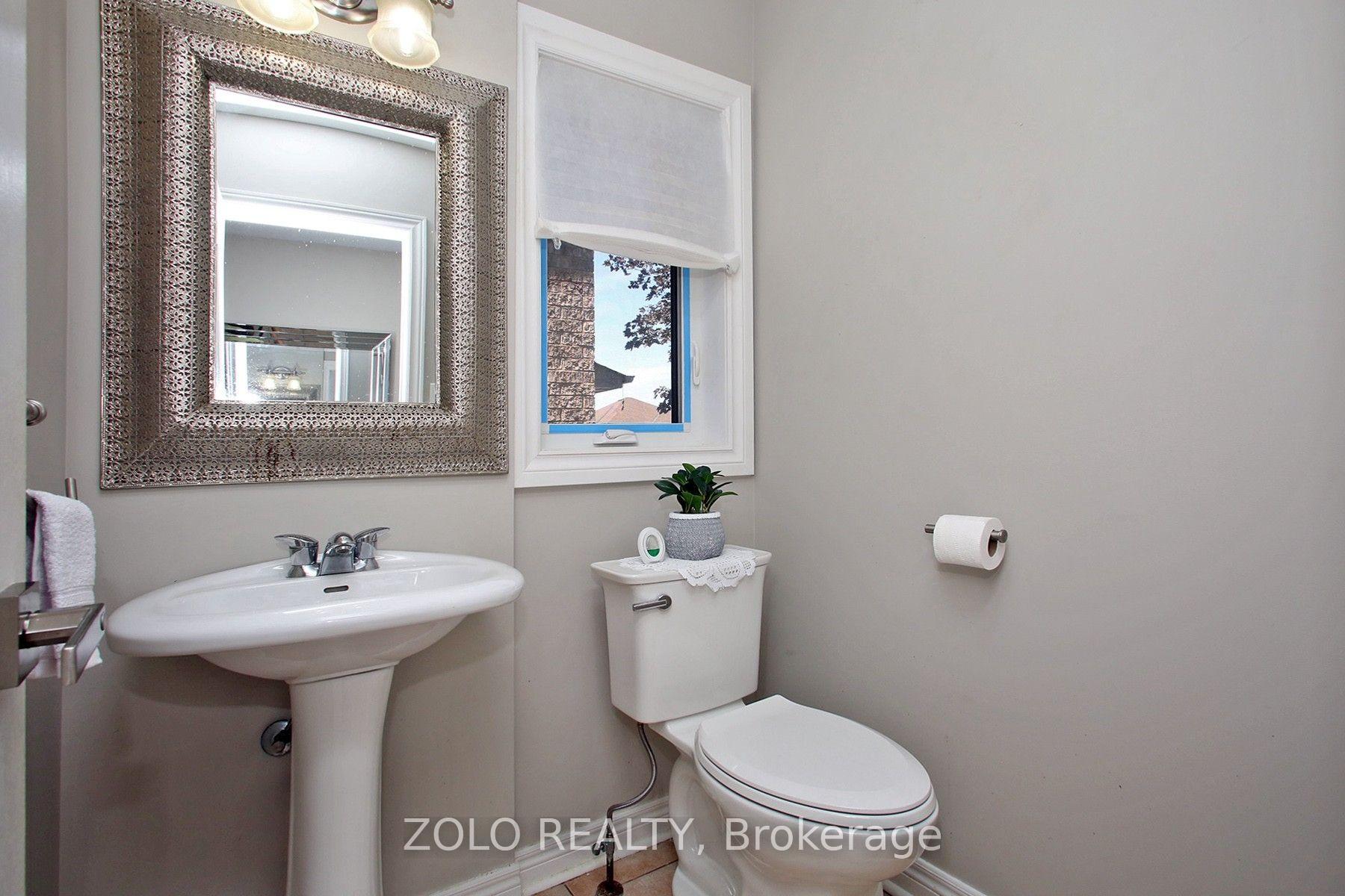 Photo 4 of 37 Sewells Lane S, Brampton, Fletcher's Meadow — HOMEH