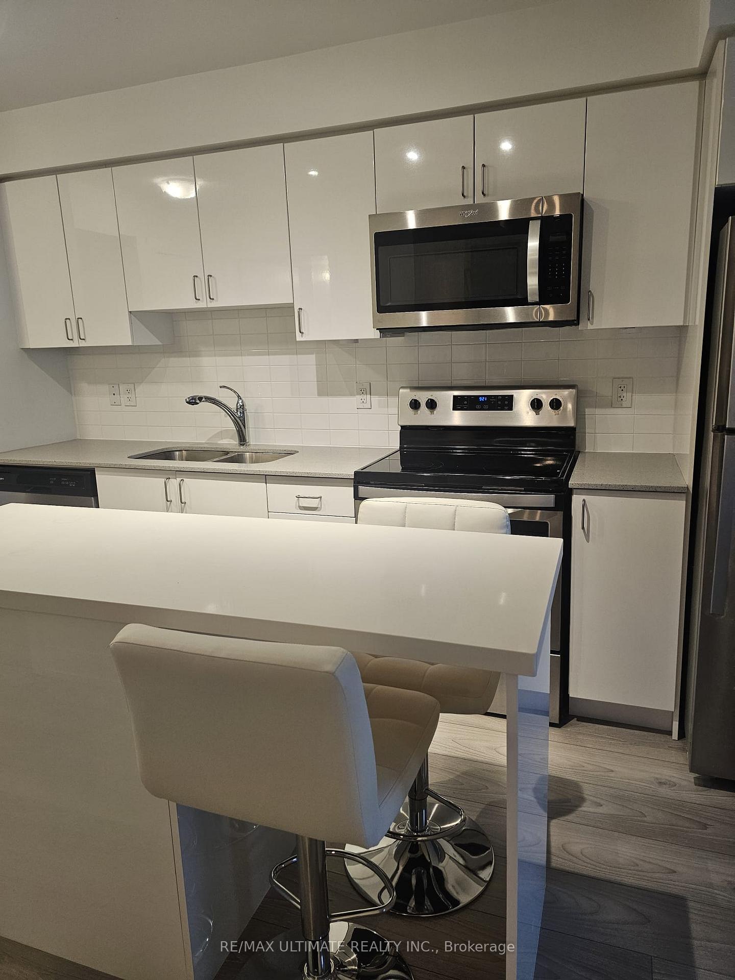 Photo 10 of Unit 1703, 1255 Bayly Street, Pickering, Bay Ridges — HOMEH