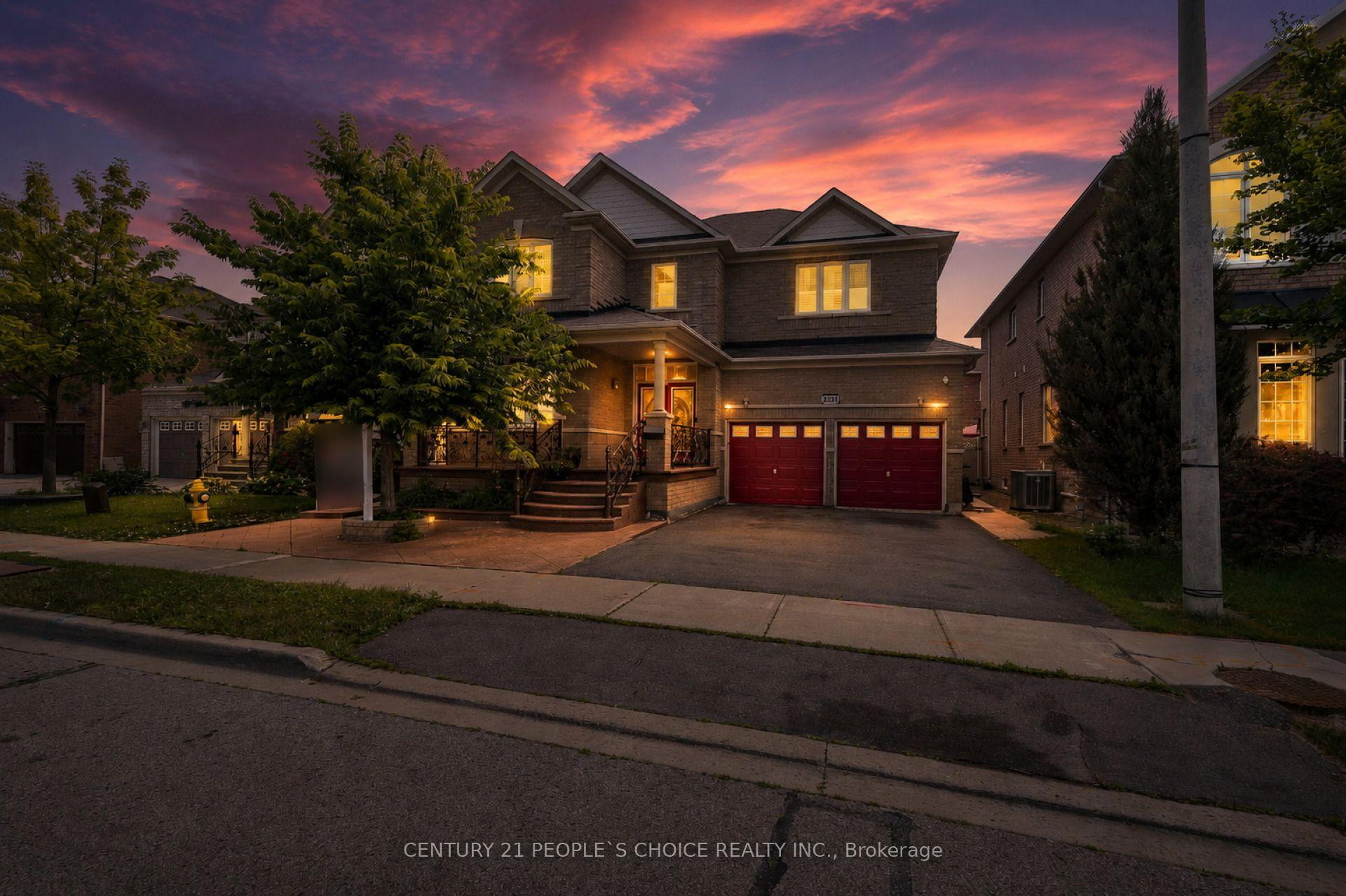 Photo 2 of 233 Vellore Avenue, Vaughan, Vellore Village — HOMEH