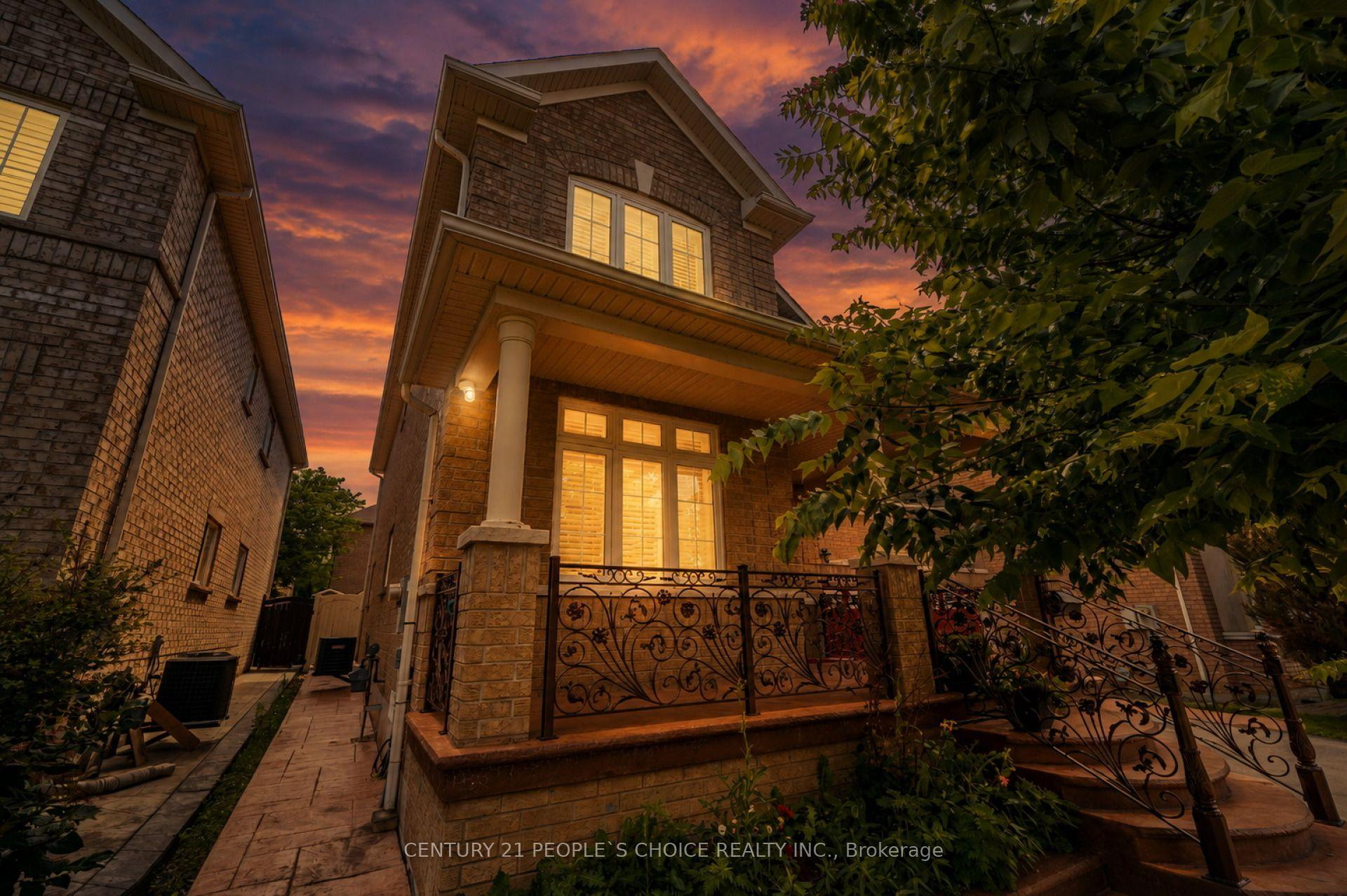 Photo 3 of 233 Vellore Avenue, Vaughan, Vellore Village — HOMEH