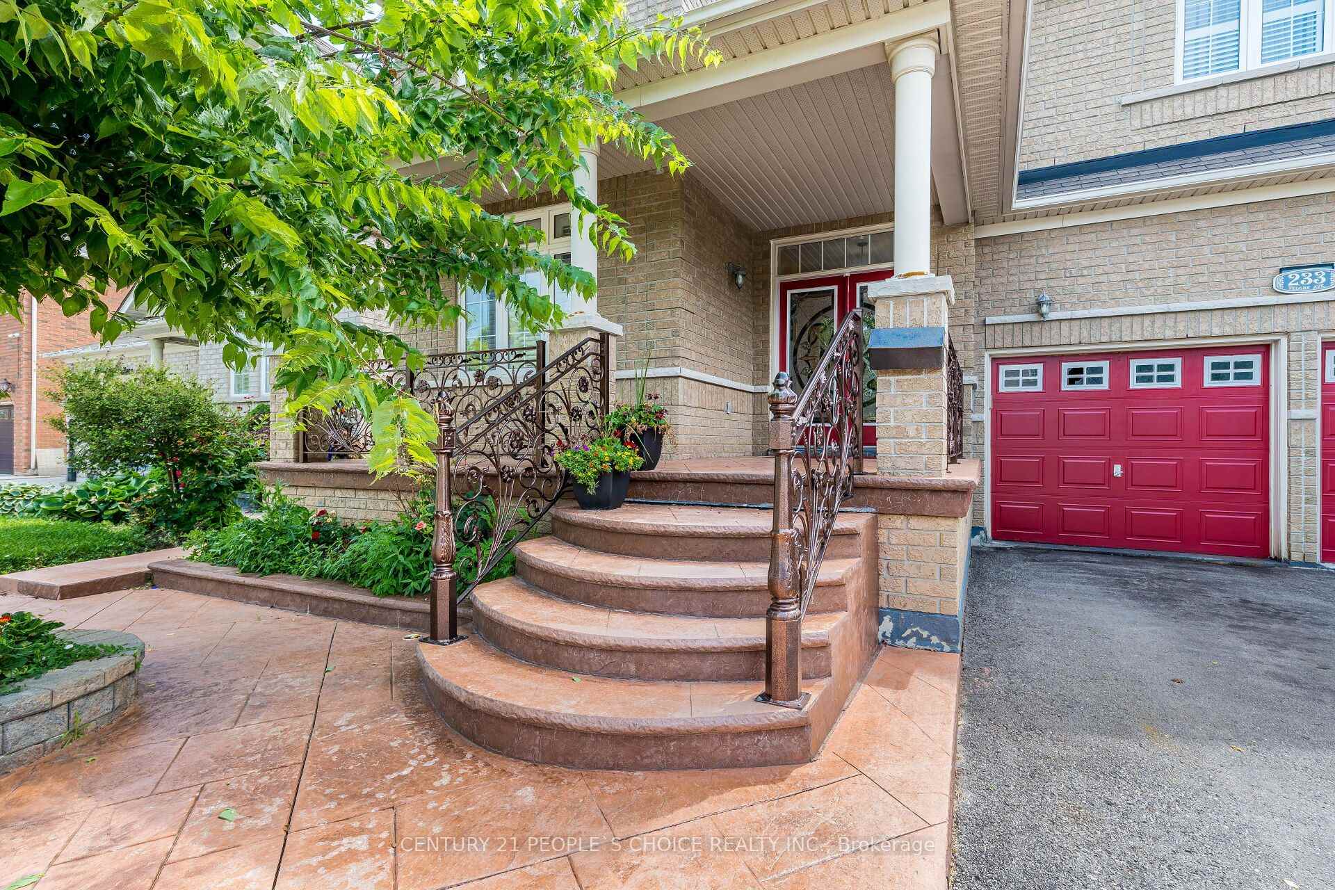 Photo 4 of 233 Vellore Avenue, Vaughan, Vellore Village — HOMEH