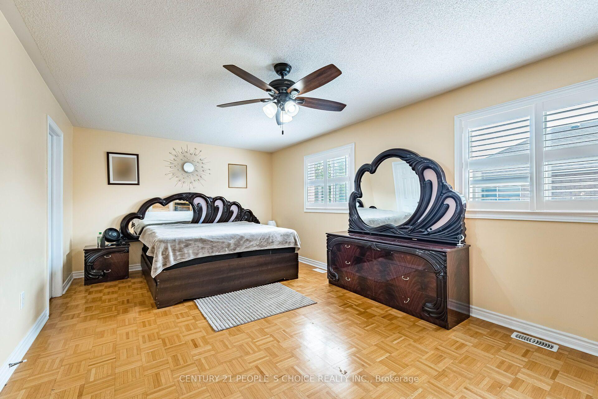 Photo 17 of 233 Vellore Avenue, Vaughan, Vellore Village — HOMEH