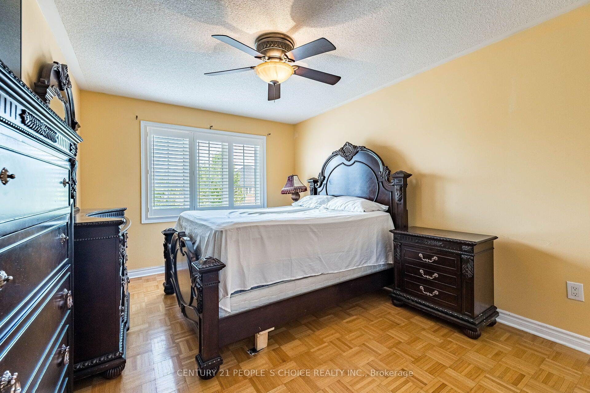 Photo 21 of 233 Vellore Avenue, Vaughan, Vellore Village — HOMEH