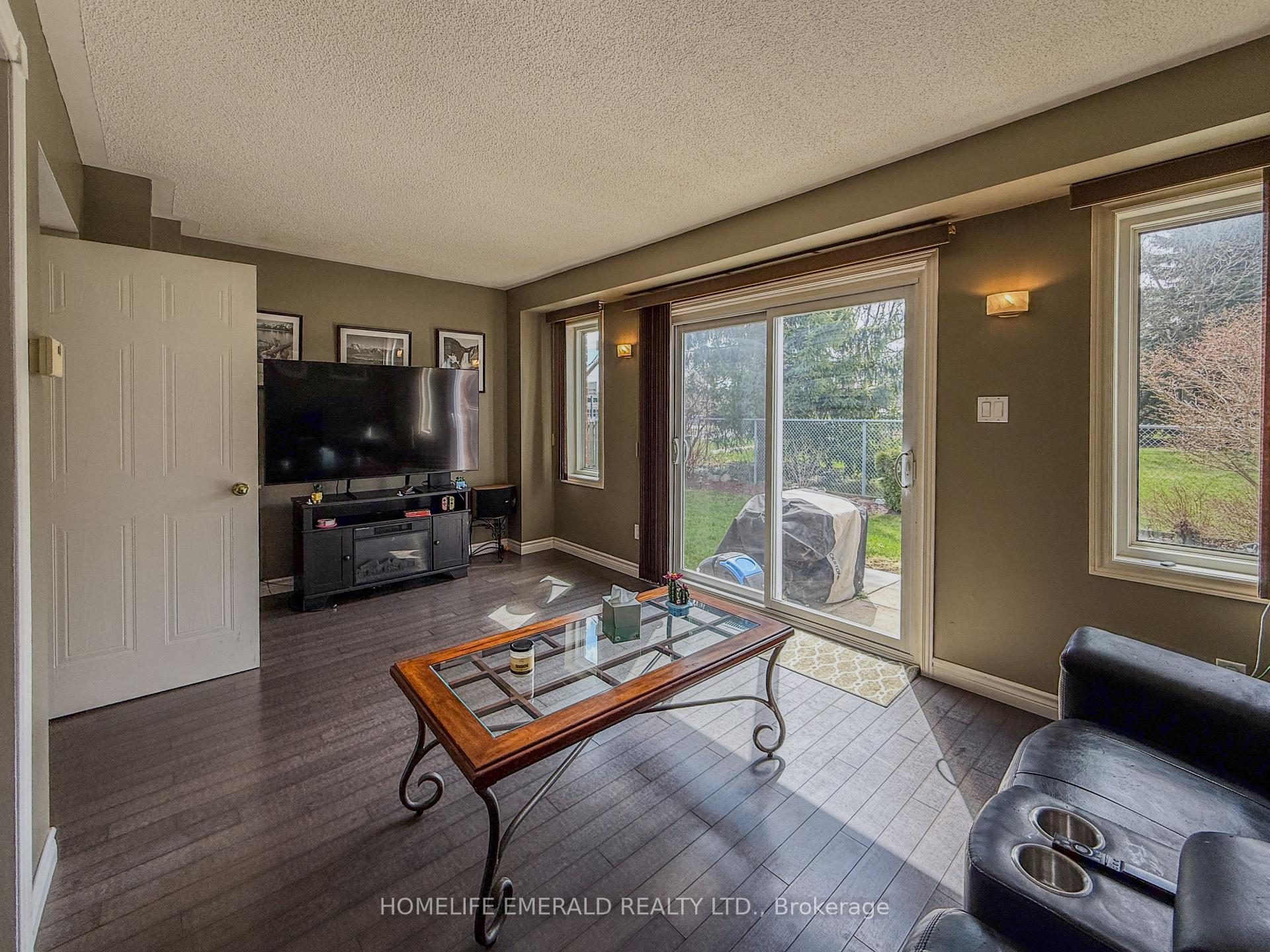 Photo 13 of 1 Potter Crescent, New Tecumseth, Tottenham — HOMEH