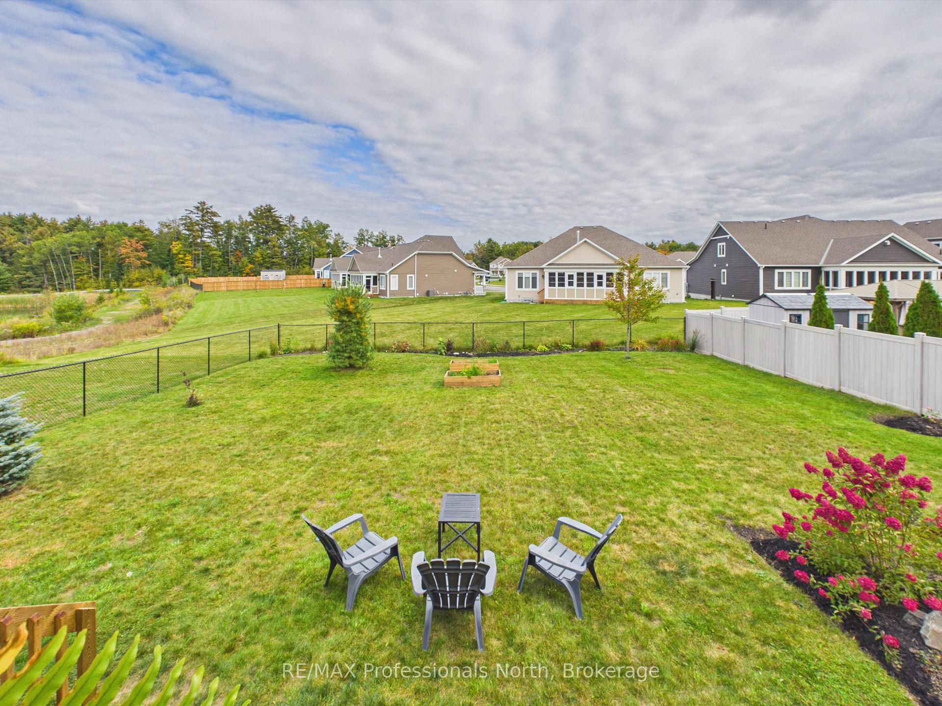 Photo 39 of 42 Chambery Street, Bracebridge, Macaulay — HOMEH