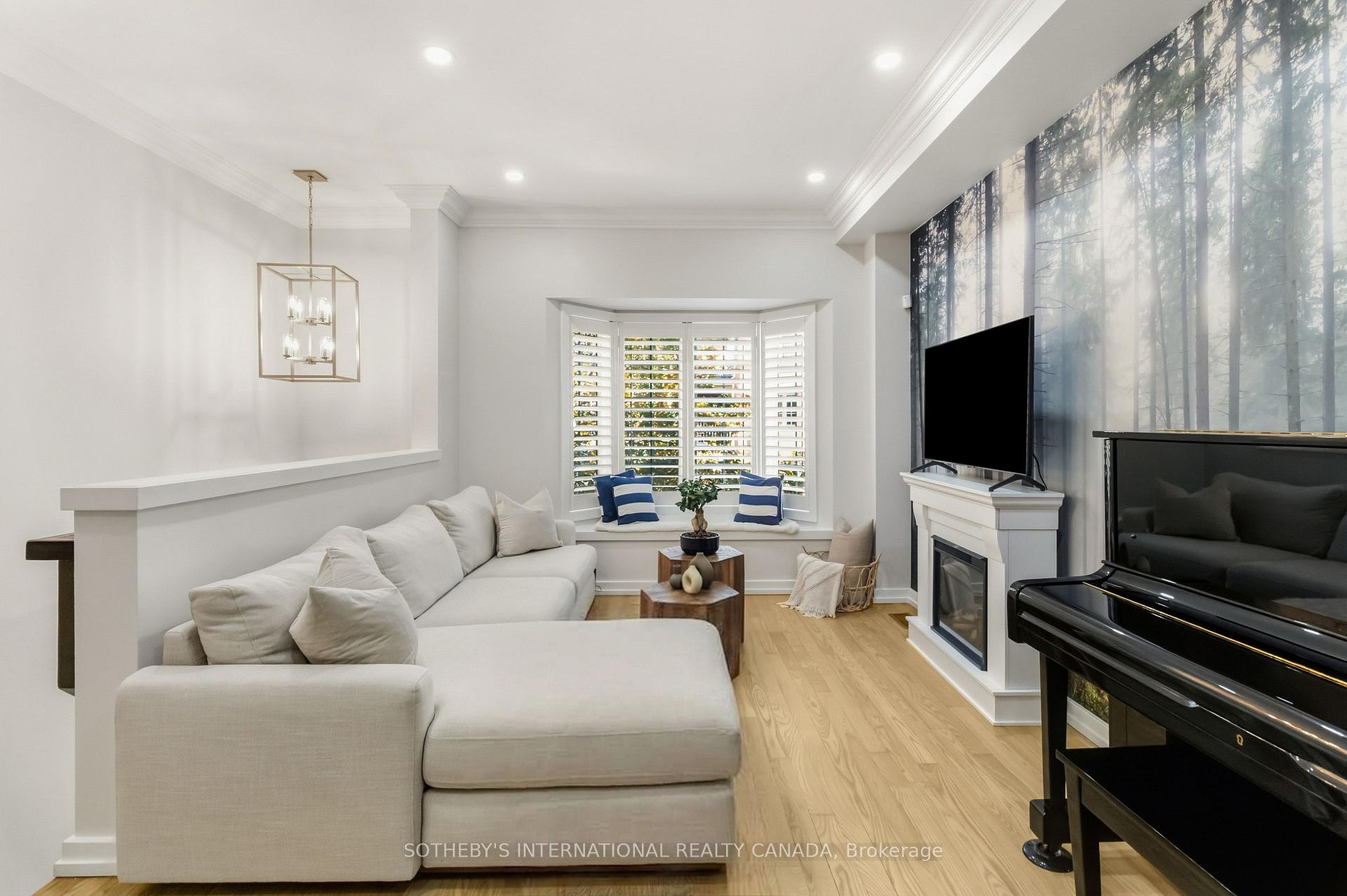 Photo 6 of 4314 Ingram Common, Burlington, Shoreacres — HOMEH