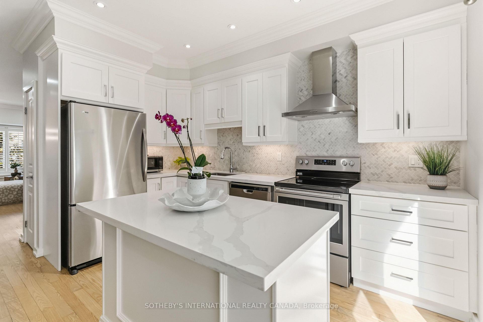 Photo 10 of 4314 Ingram Common, Burlington, Shoreacres — HOMEH