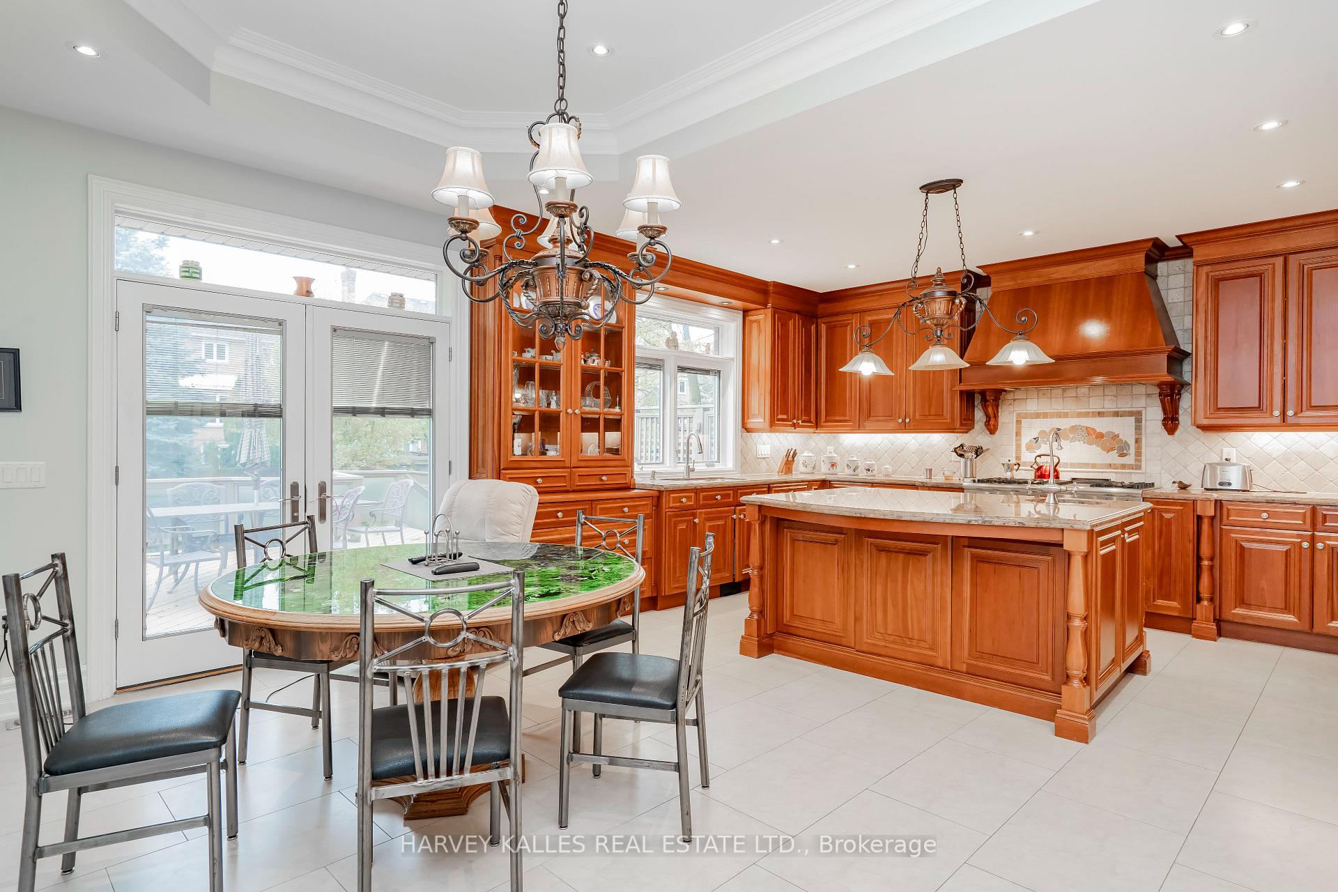 Photo 15 of 2370 Hammond Road, Mississauga, Sheridan — HOMEH