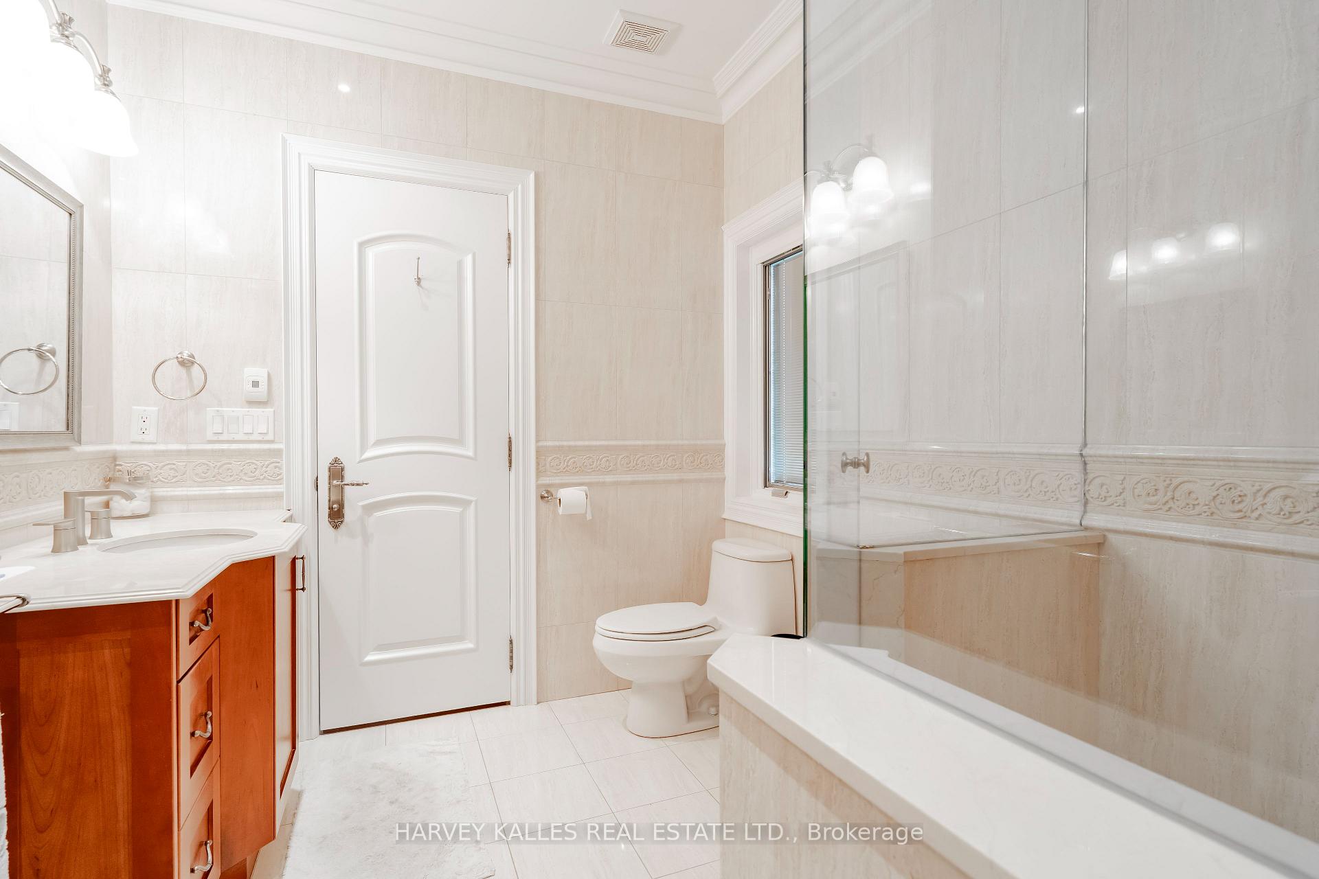 Photo 27 of 2370 Hammond Road, Mississauga, Sheridan — HOMEH