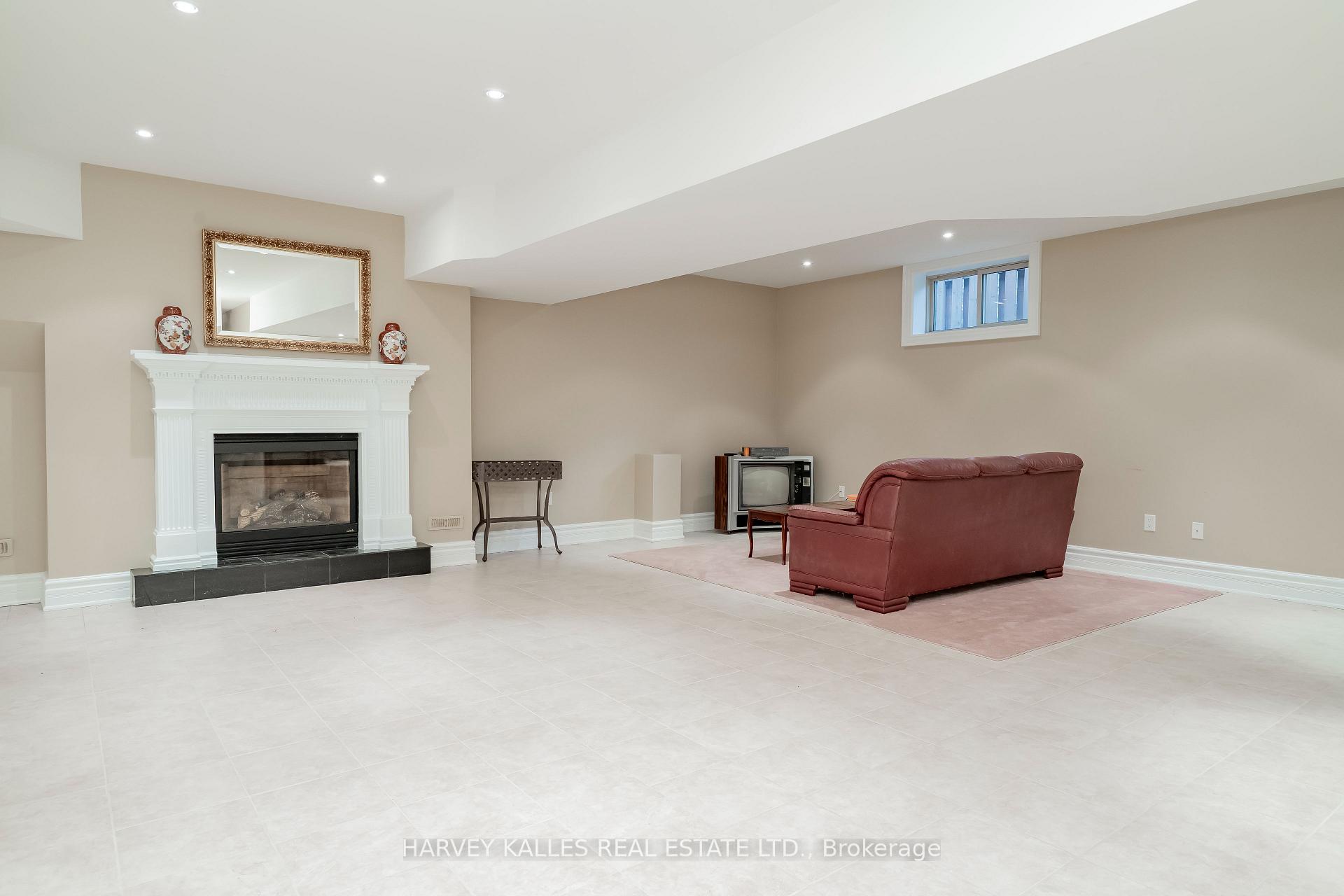 Photo 36 of 2370 Hammond Road, Mississauga, Sheridan — HOMEH