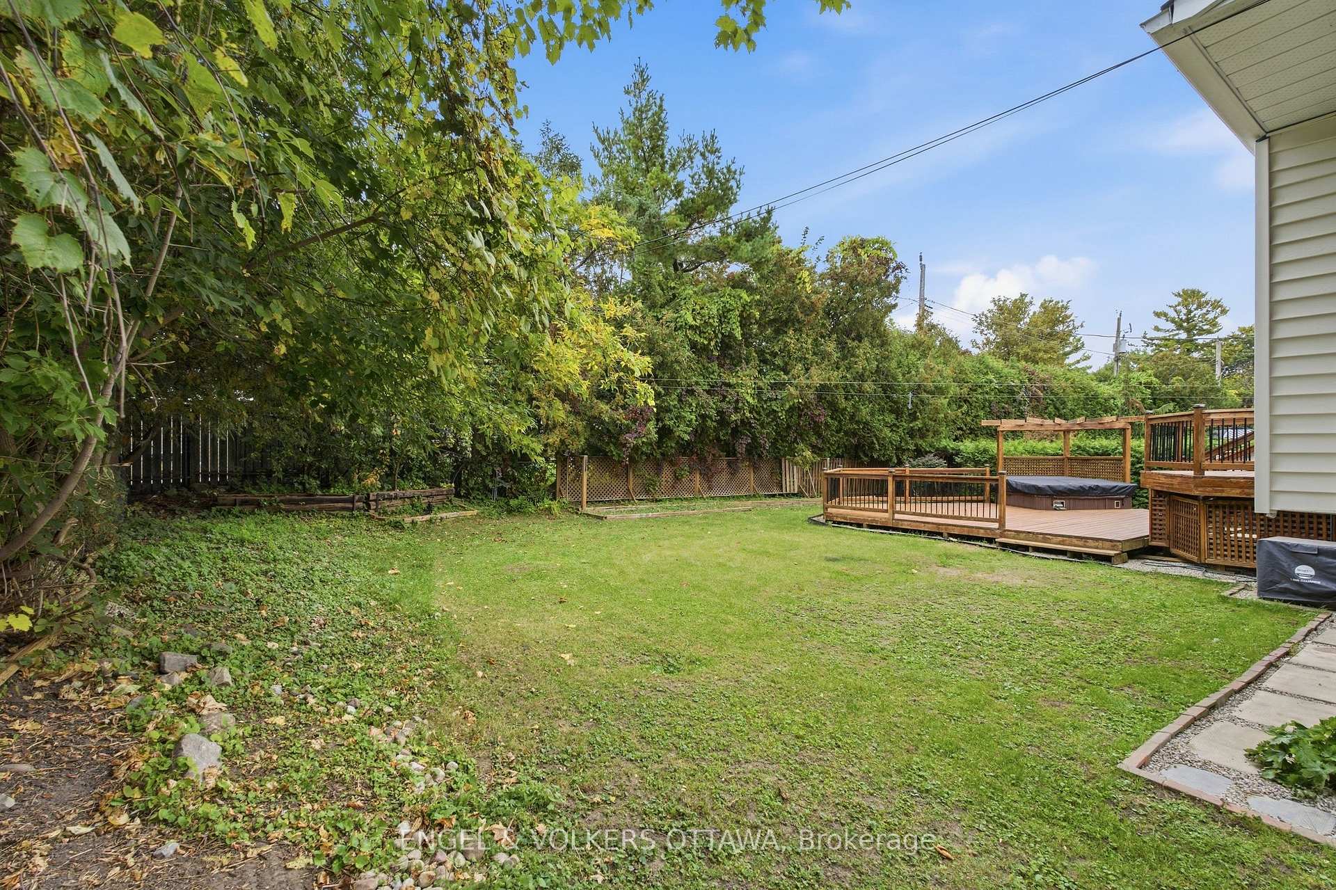 Photo 38 of 5293 Mclean Crescent, Ottawa, Manotick Long Island & Nicholls Island — HOMEH