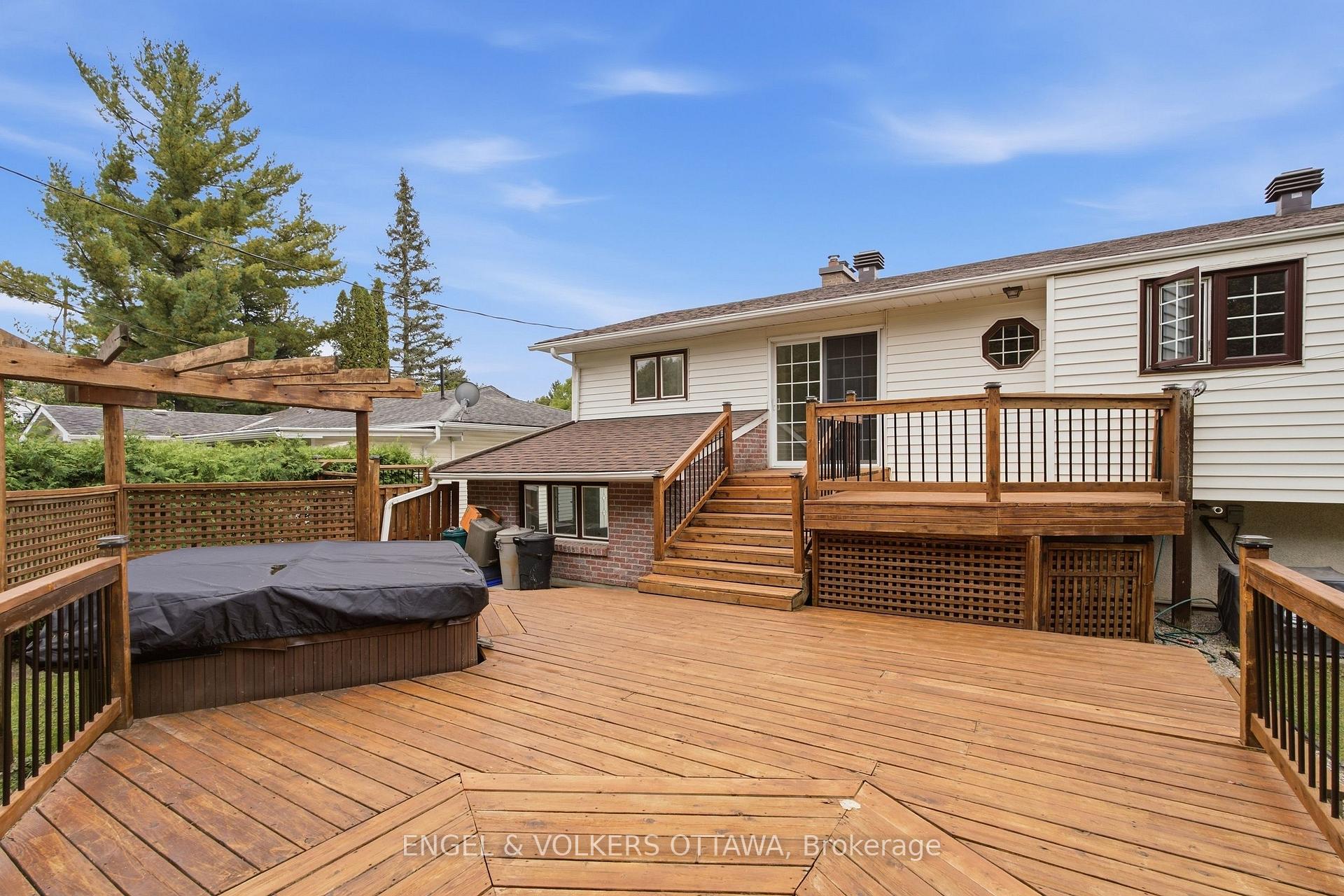 Photo 43 of 5293 Mclean Crescent, Ottawa, Manotick Long Island & Nicholls Island — HOMEH