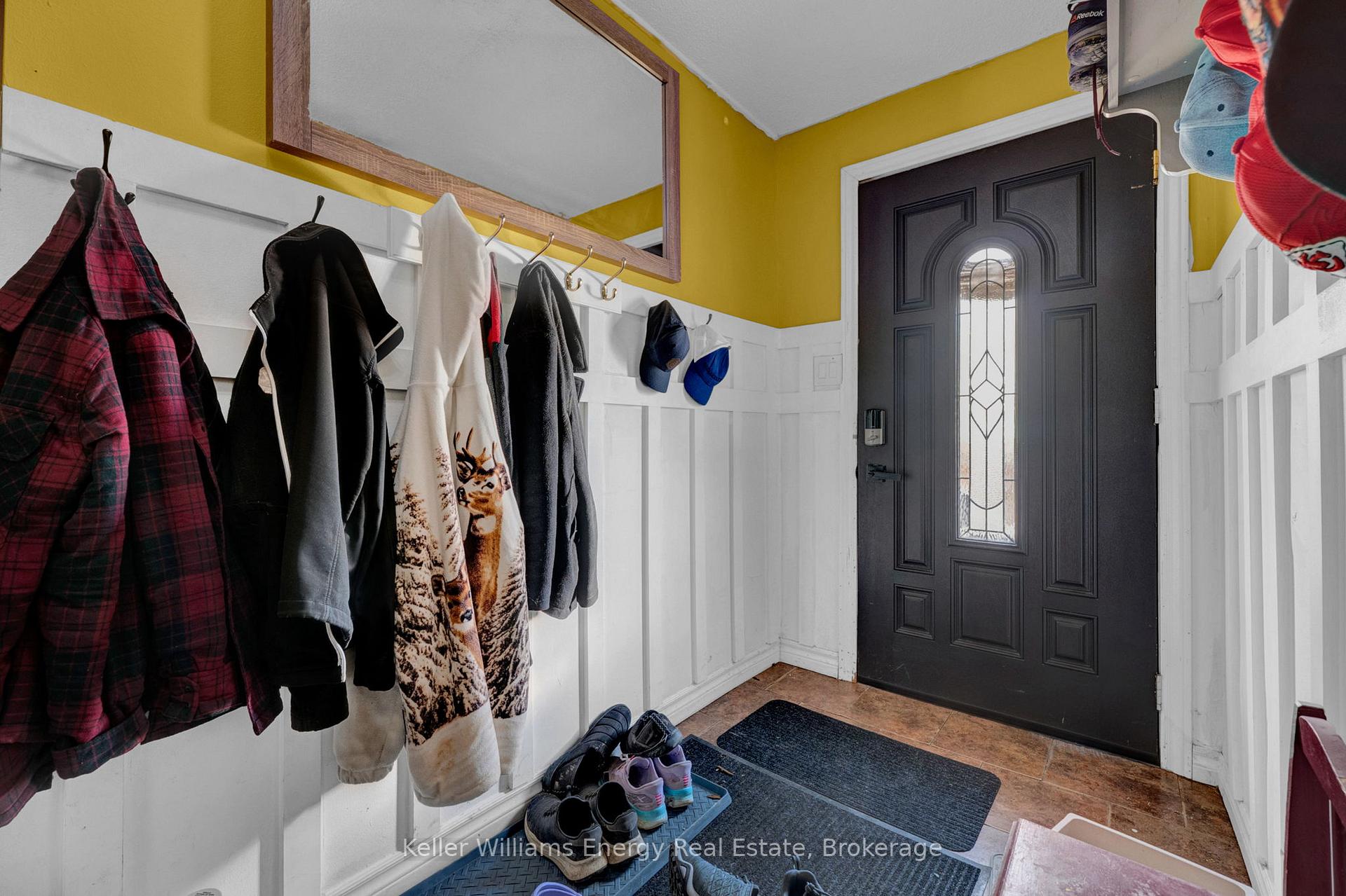 Photo 3 of 741 Ritson Road S, Oshawa, Lakeview — HOMEH