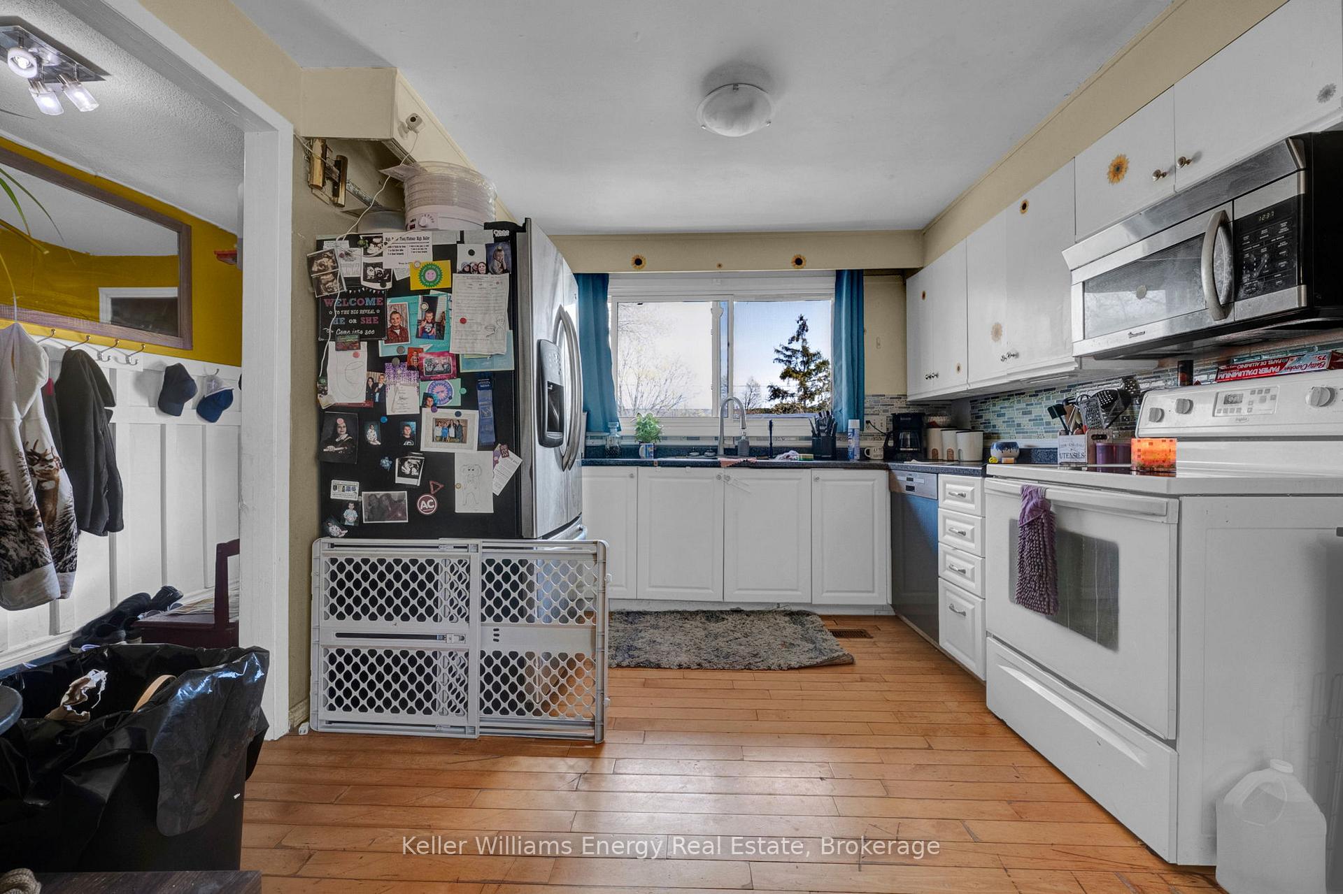 Photo 4 of 741 Ritson Road S, Oshawa, Lakeview — HOMEH
