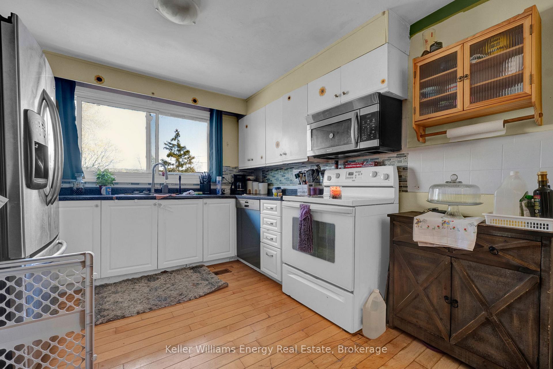 Photo 6 of 741 Ritson Road S, Oshawa, Lakeview — HOMEH