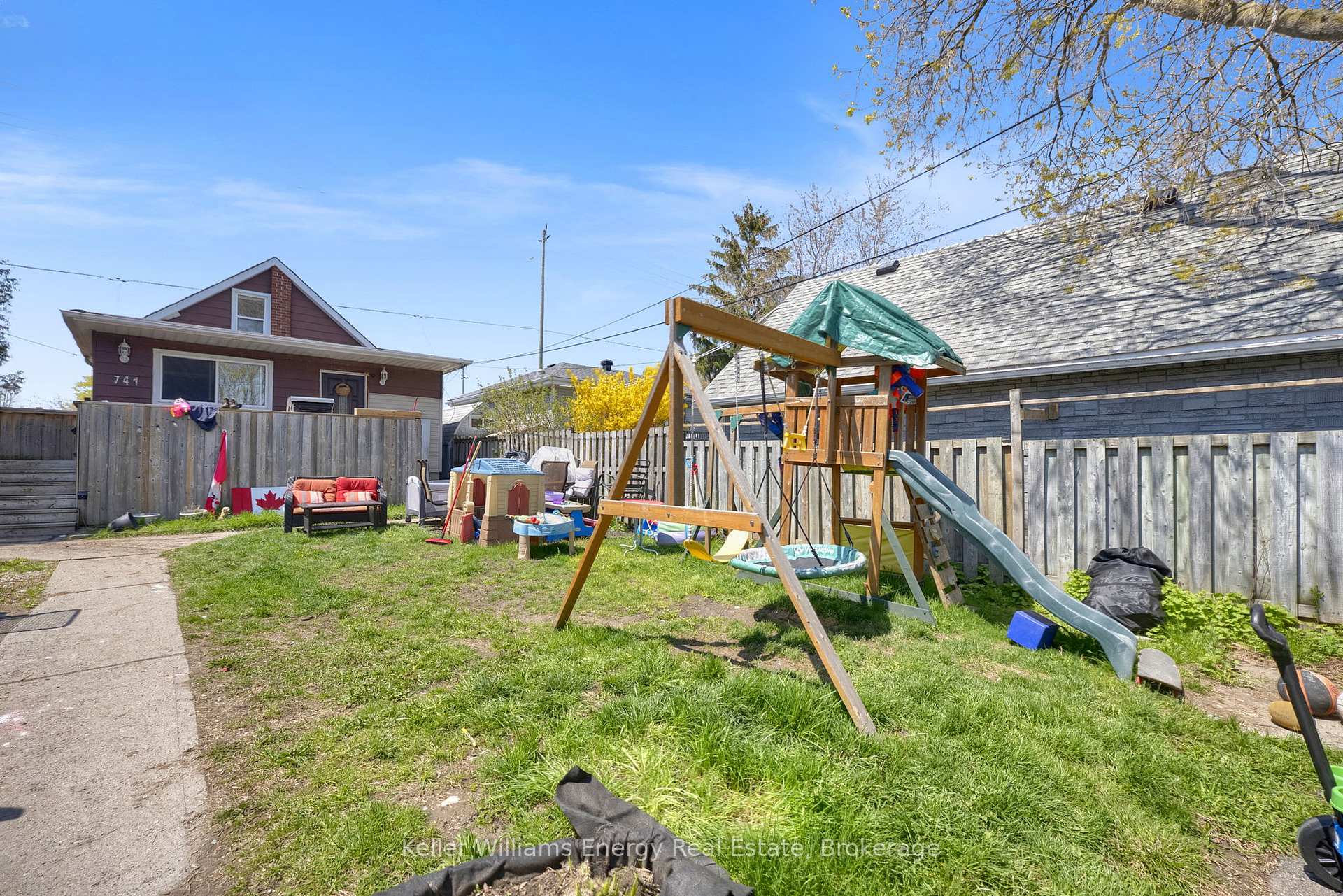 Photo 39 of 741 Ritson Road S, Oshawa, Lakeview — HOMEH