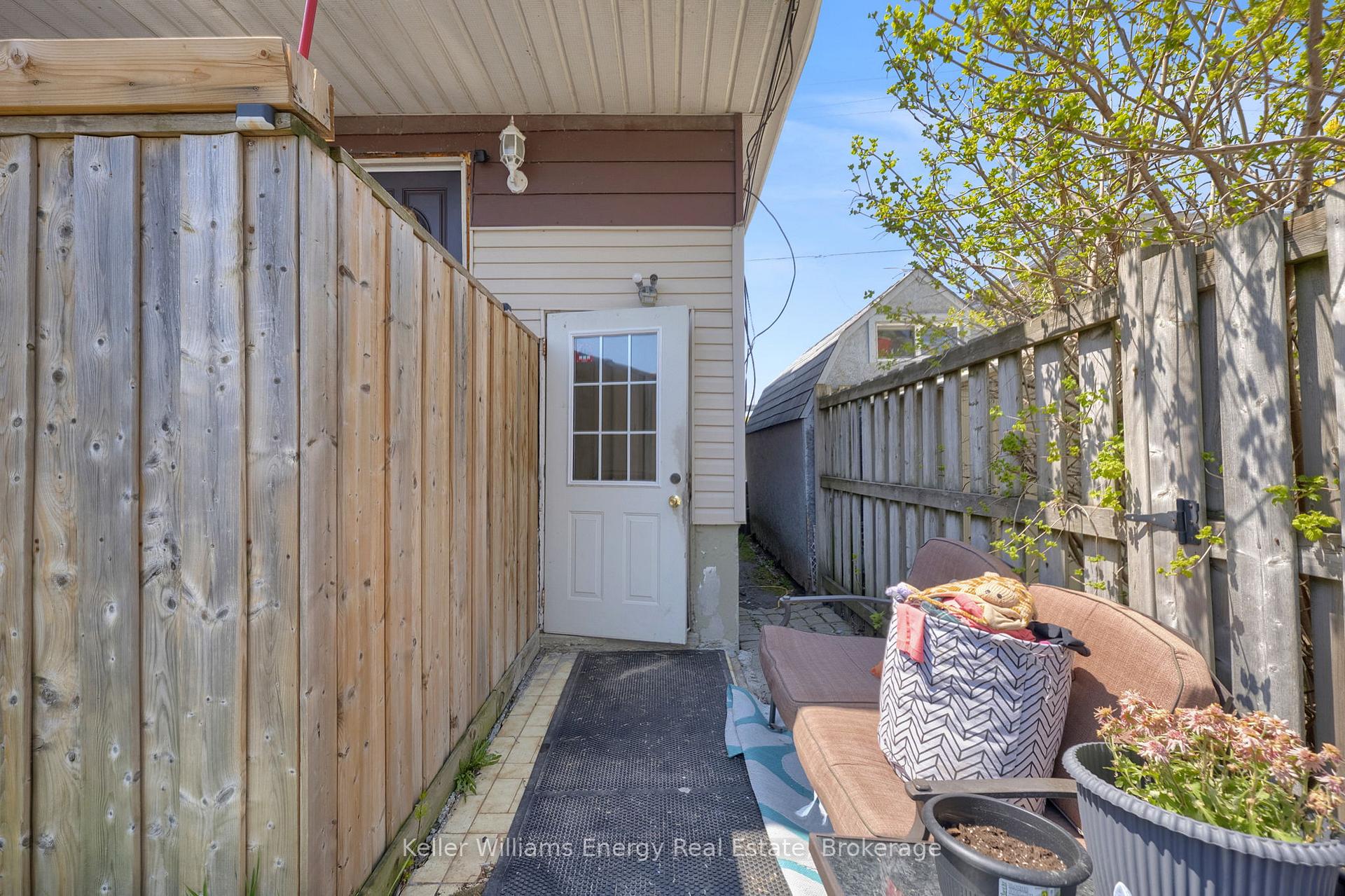 Photo 44 of 741 Ritson Road S, Oshawa, Lakeview — HOMEH