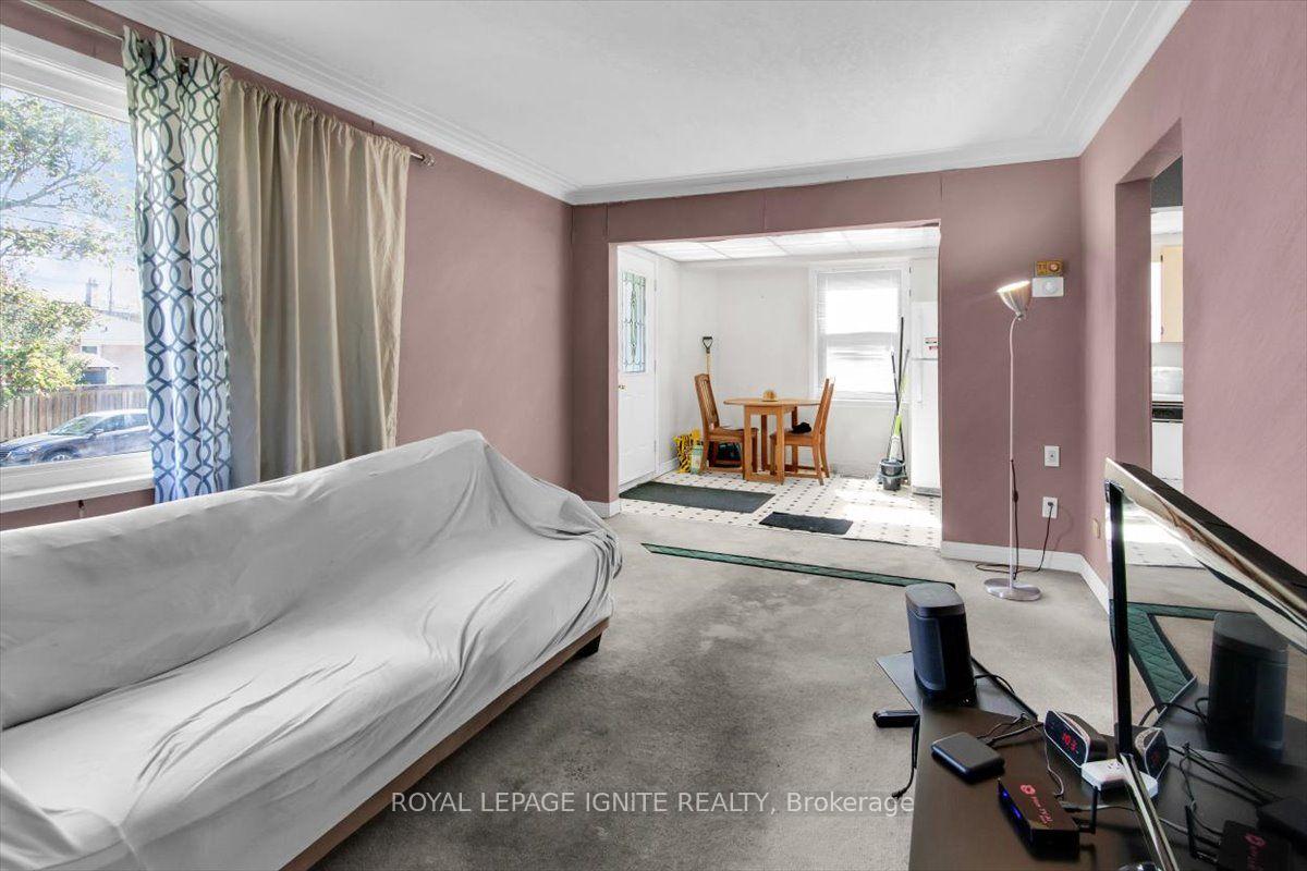 Photo 7 of 76 Celeste Drive, Scarborough, West Hill — HOMEH