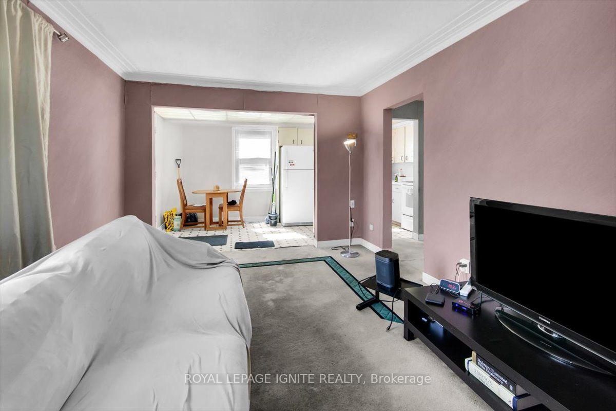 Photo 8 of 76 Celeste Drive, Scarborough, West Hill — HOMEH