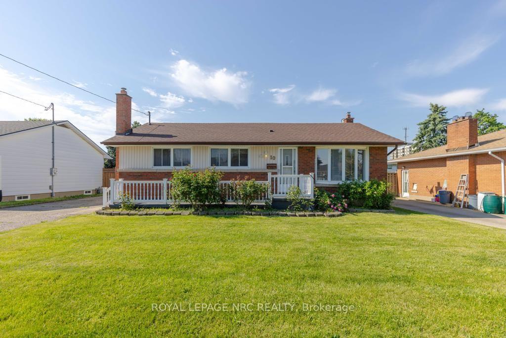 Photo of 10 Ridgeview Avenue