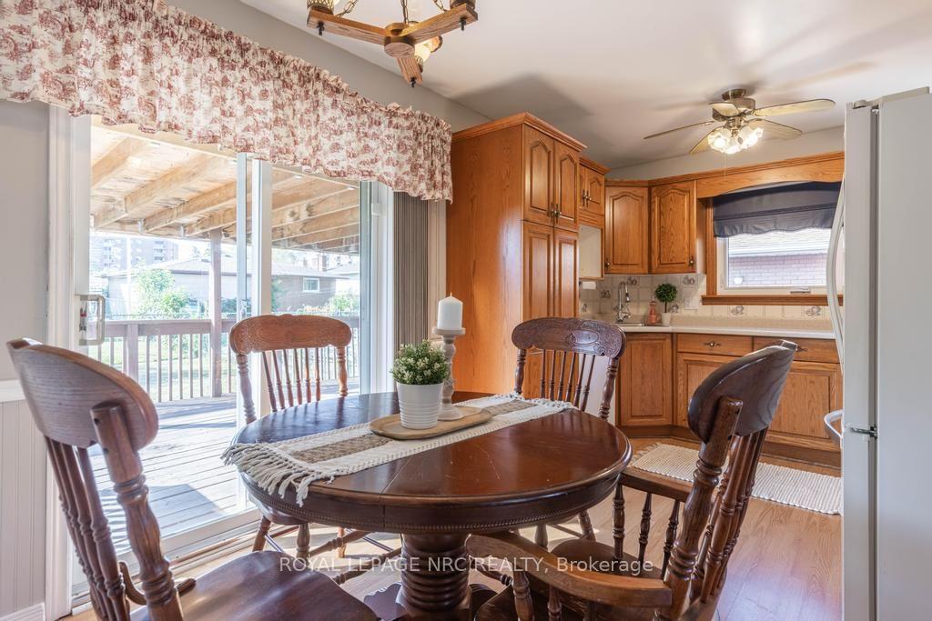 Photo 6 of 10 Ridgeview Avenue, St. Catharines, Carlton/Bunting — HOMEH
