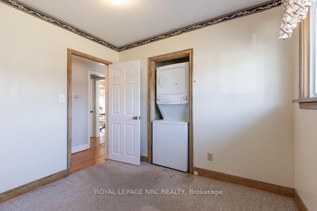 Photo 12 of 10 Ridgeview Avenue, St. Catharines, Carlton/Bunting — HOMEH