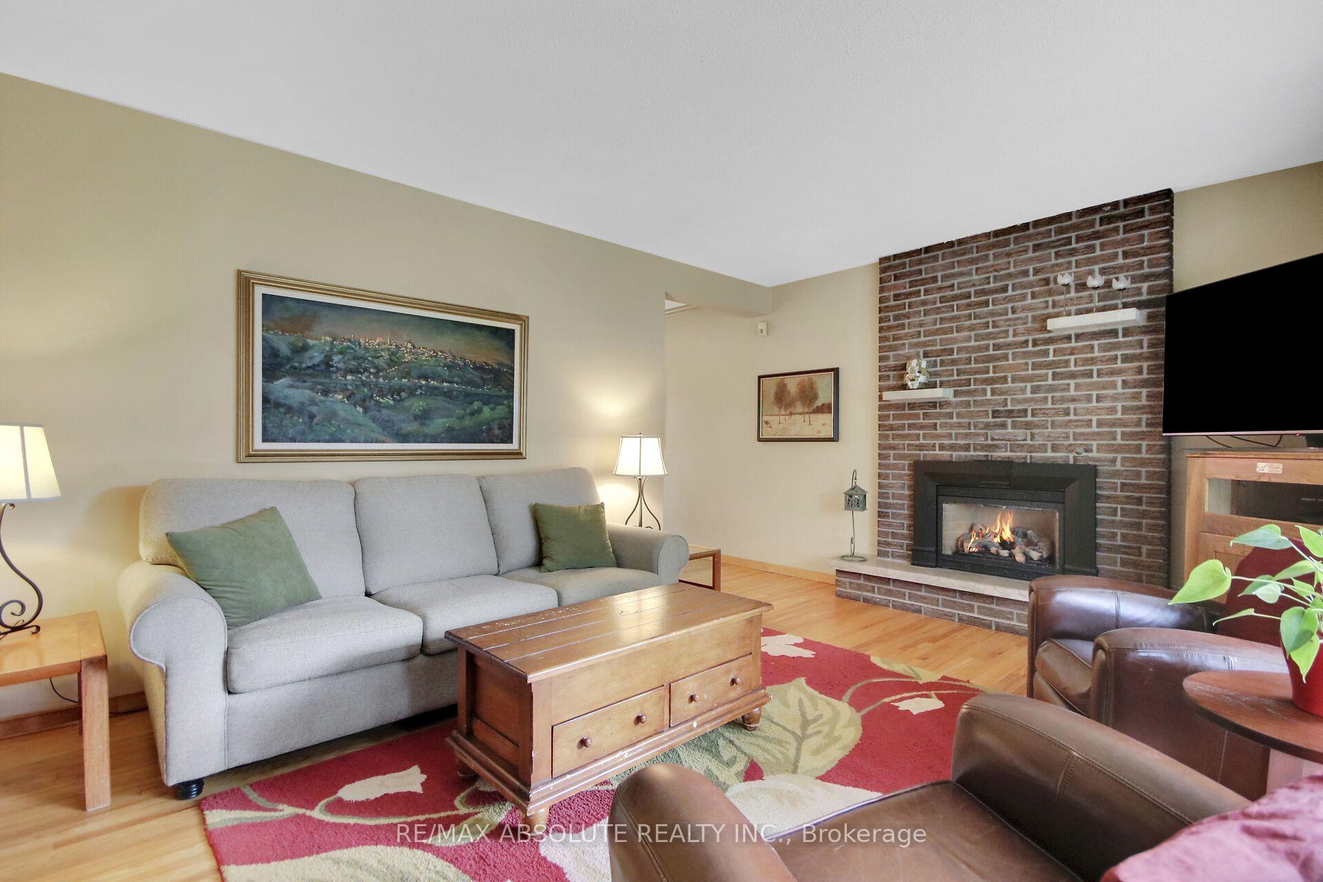 Photo 6 of 144 Old Colony Road, Ottawa, Kanata - Glencairn/Hazeldean — HOMEH
