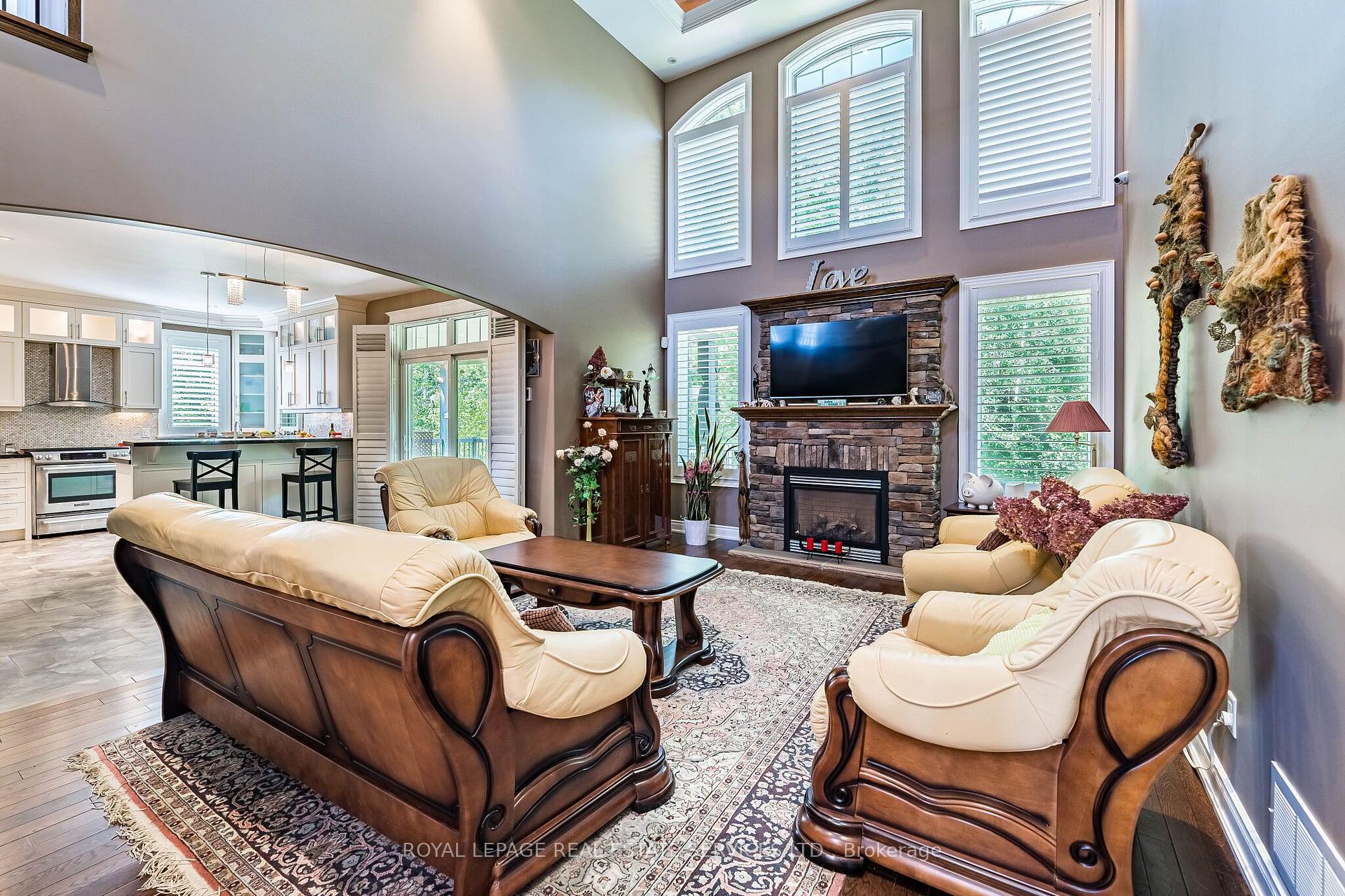 Photo 10 of 2295 Shore Lane, Wasaga Beach — HOMEH