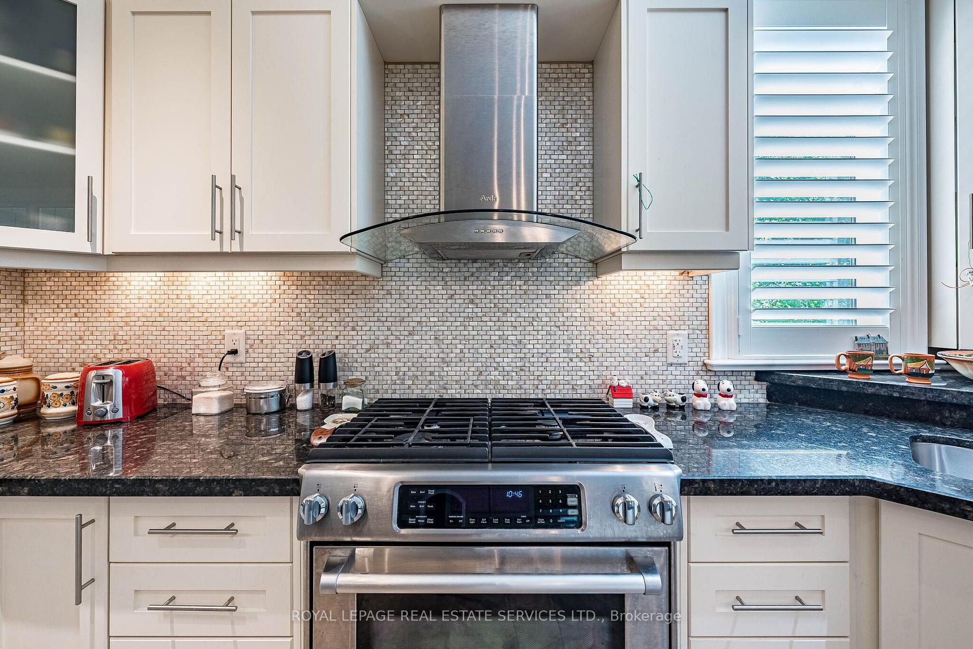 Photo 18 of 2295 Shore Lane, Wasaga Beach — HOMEH