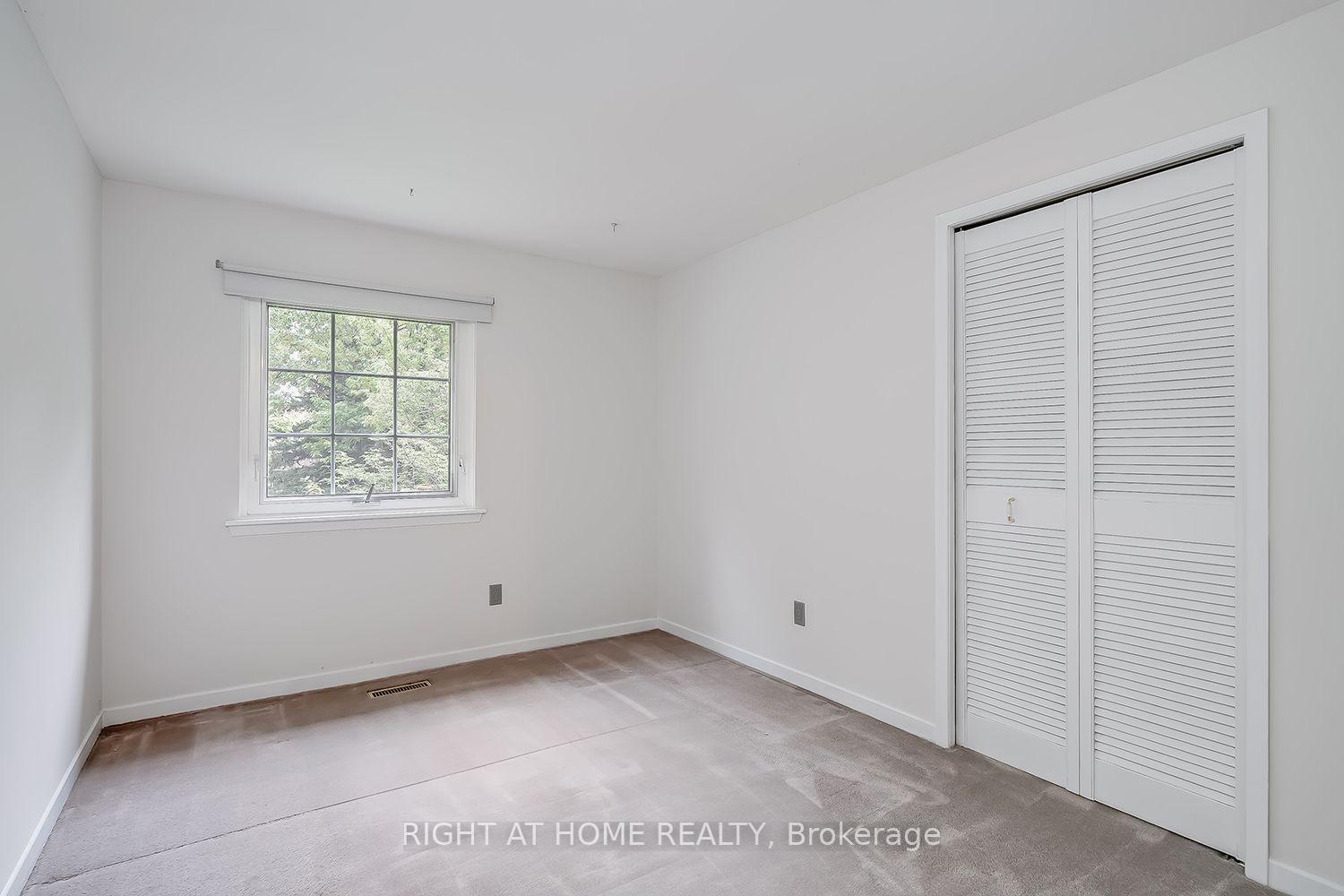 Photo 22 of 494 Dorland Road, Oakville, Ford — HOMEH