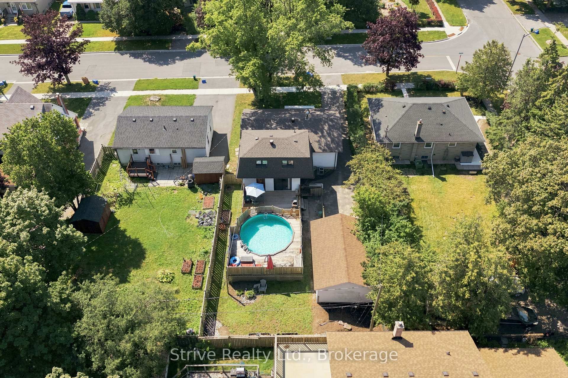 Photo 6 of 7 Admiral Road, Ajax, South East — HOMEH